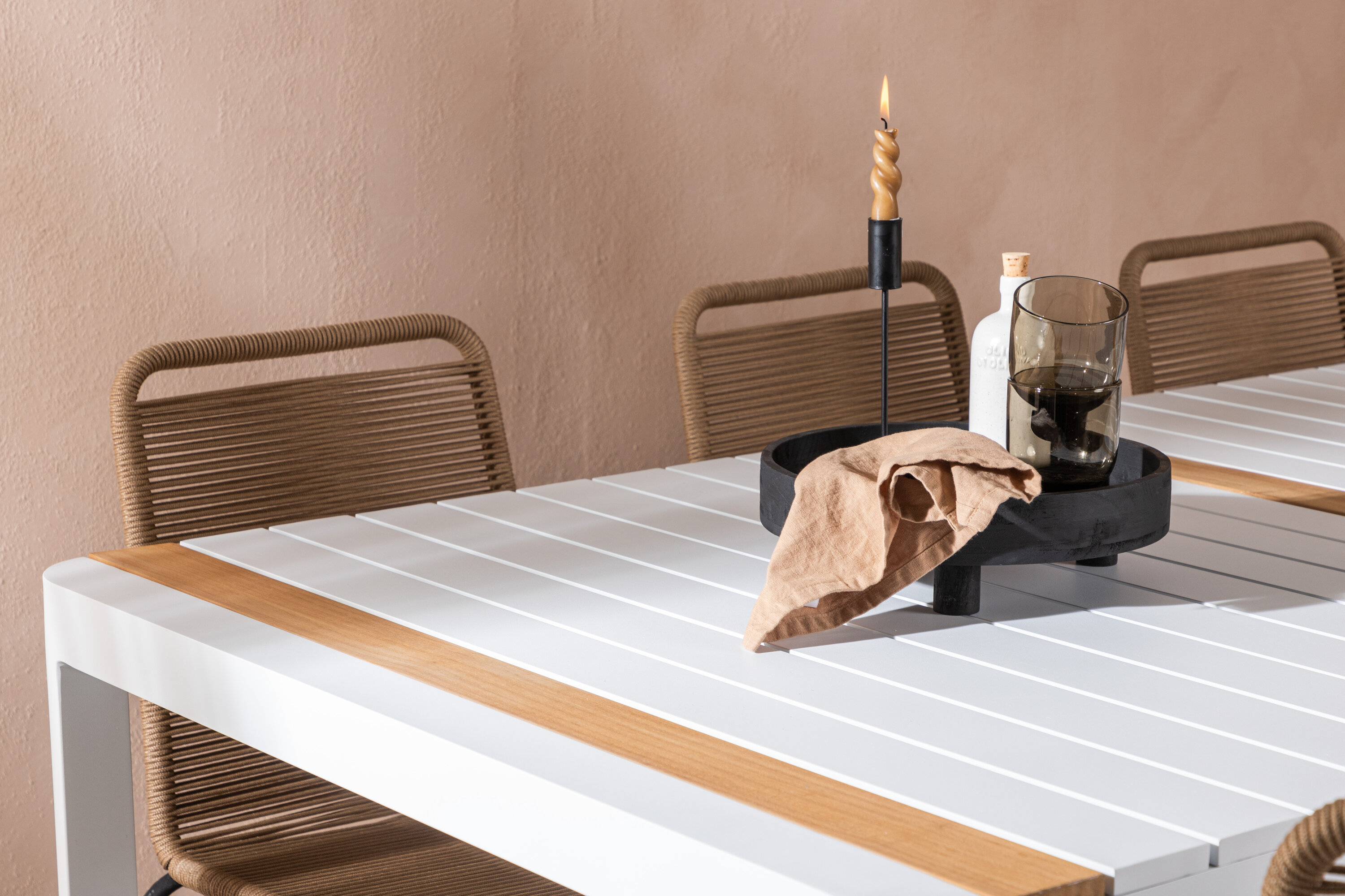 deLOHN Togo, Lindos Étkezőgarnitúra