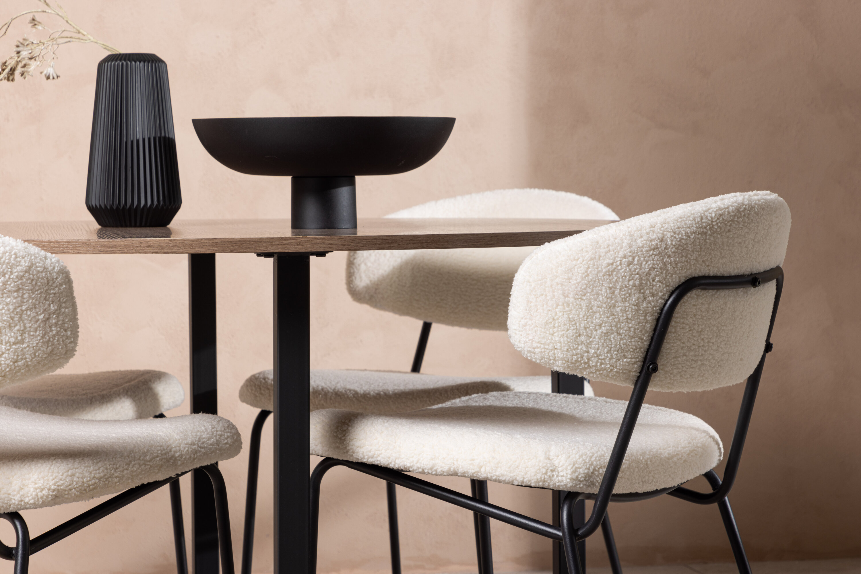 deLOHN Durango, Chico Kör alakú étkezőgarnitúra