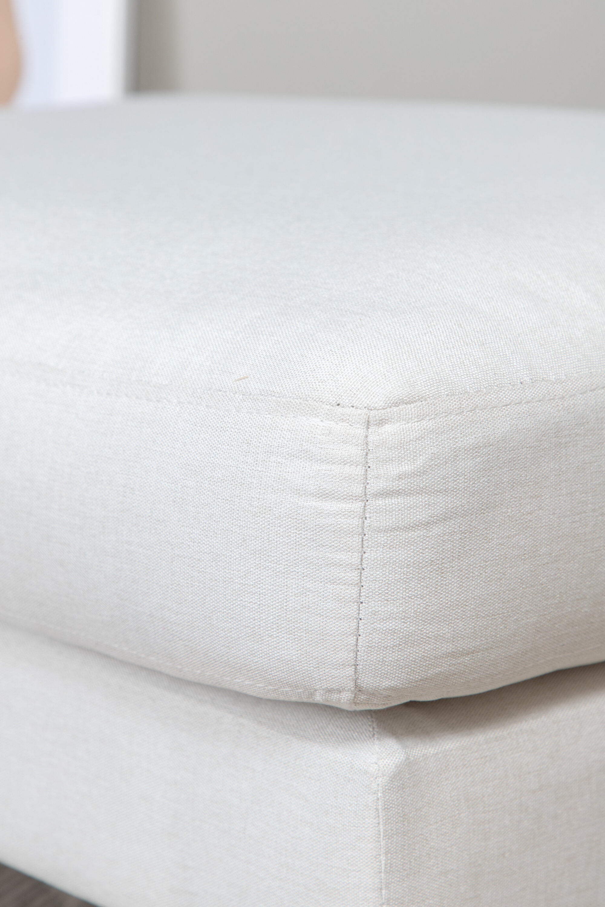 deLOHN Zoom Lábtartós puff