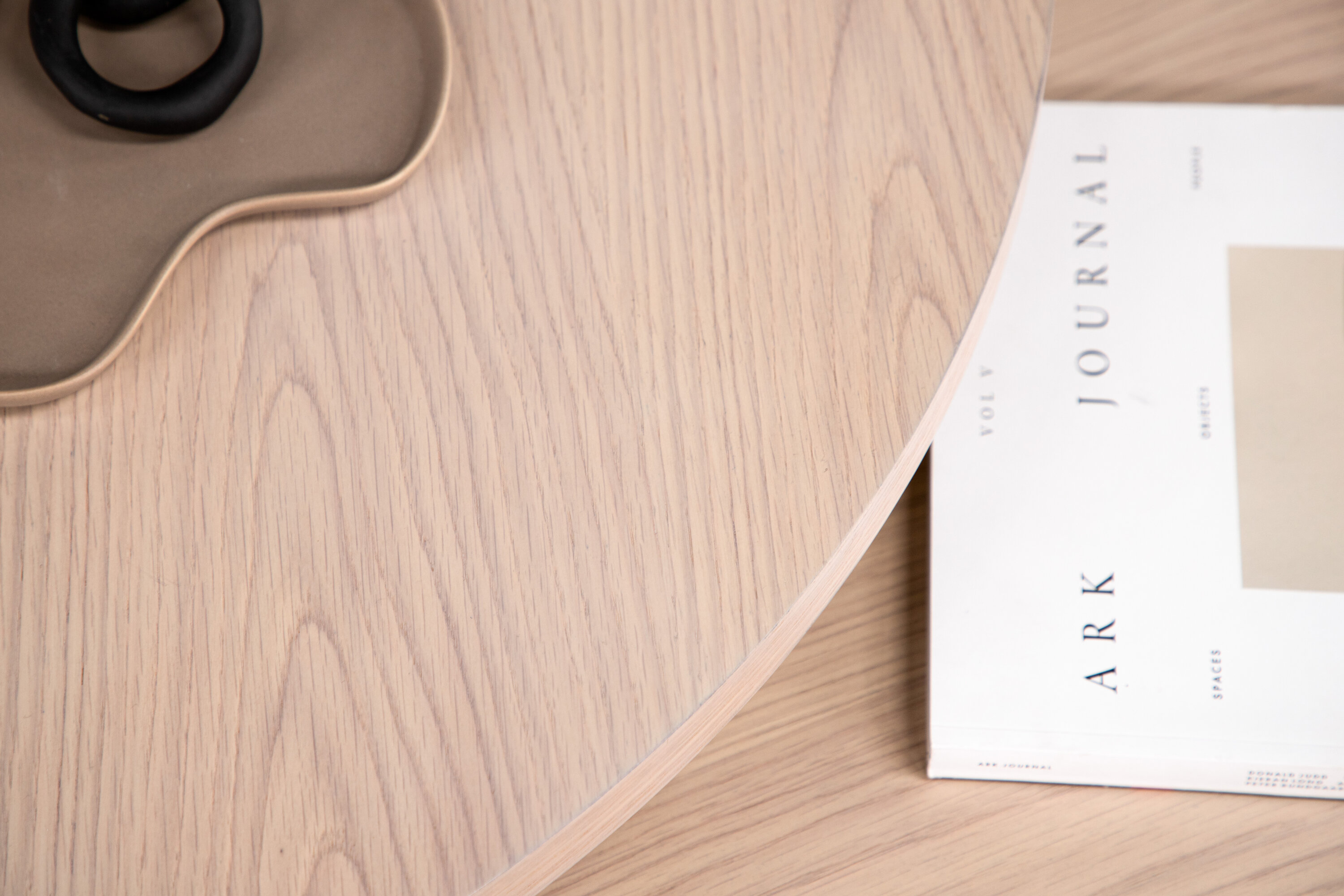 deLOHN Saltö Dohányzóasztal