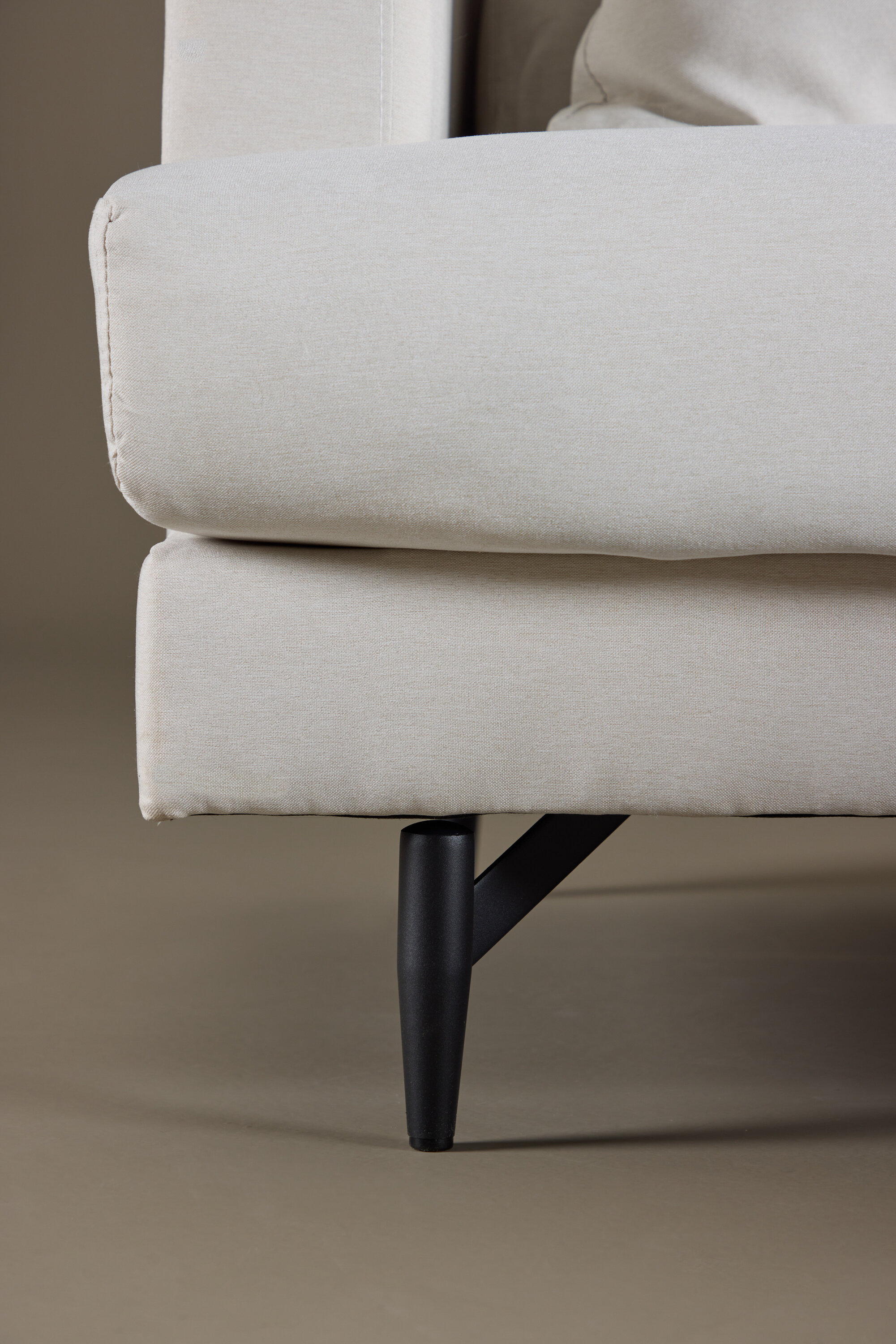 deLOHN Sofia Háromszemélyes kanapé