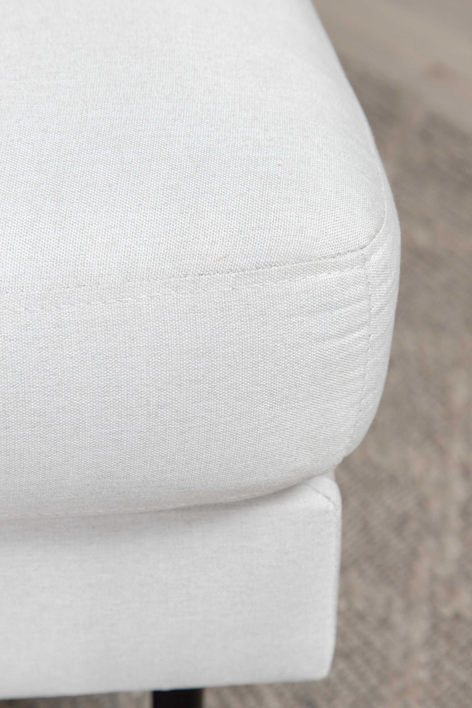 deLOHN Zoom Lábtartós puff