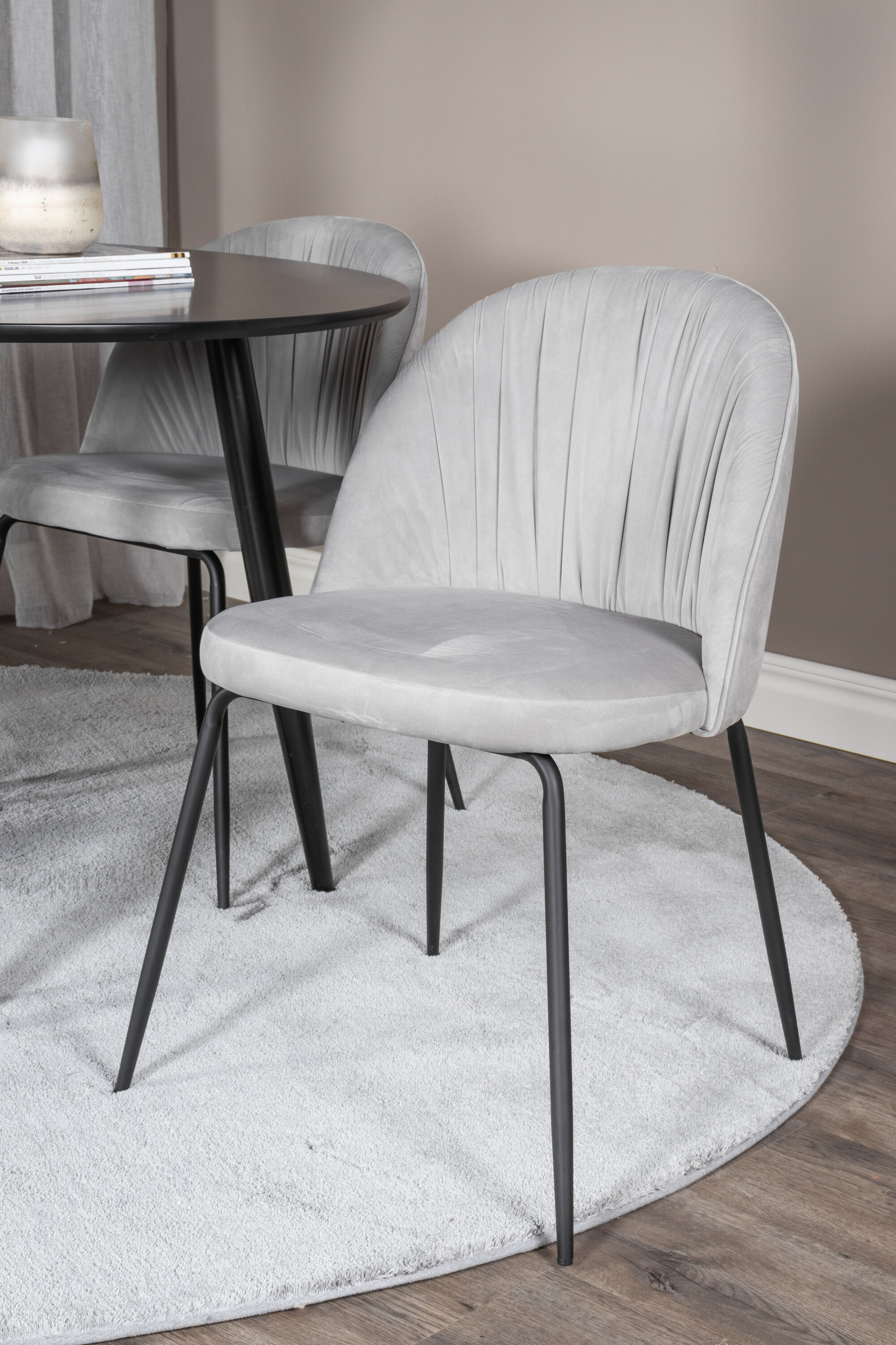 deLOHN Wrinkles, Plaza Kör alakú étkezőgarnitúra