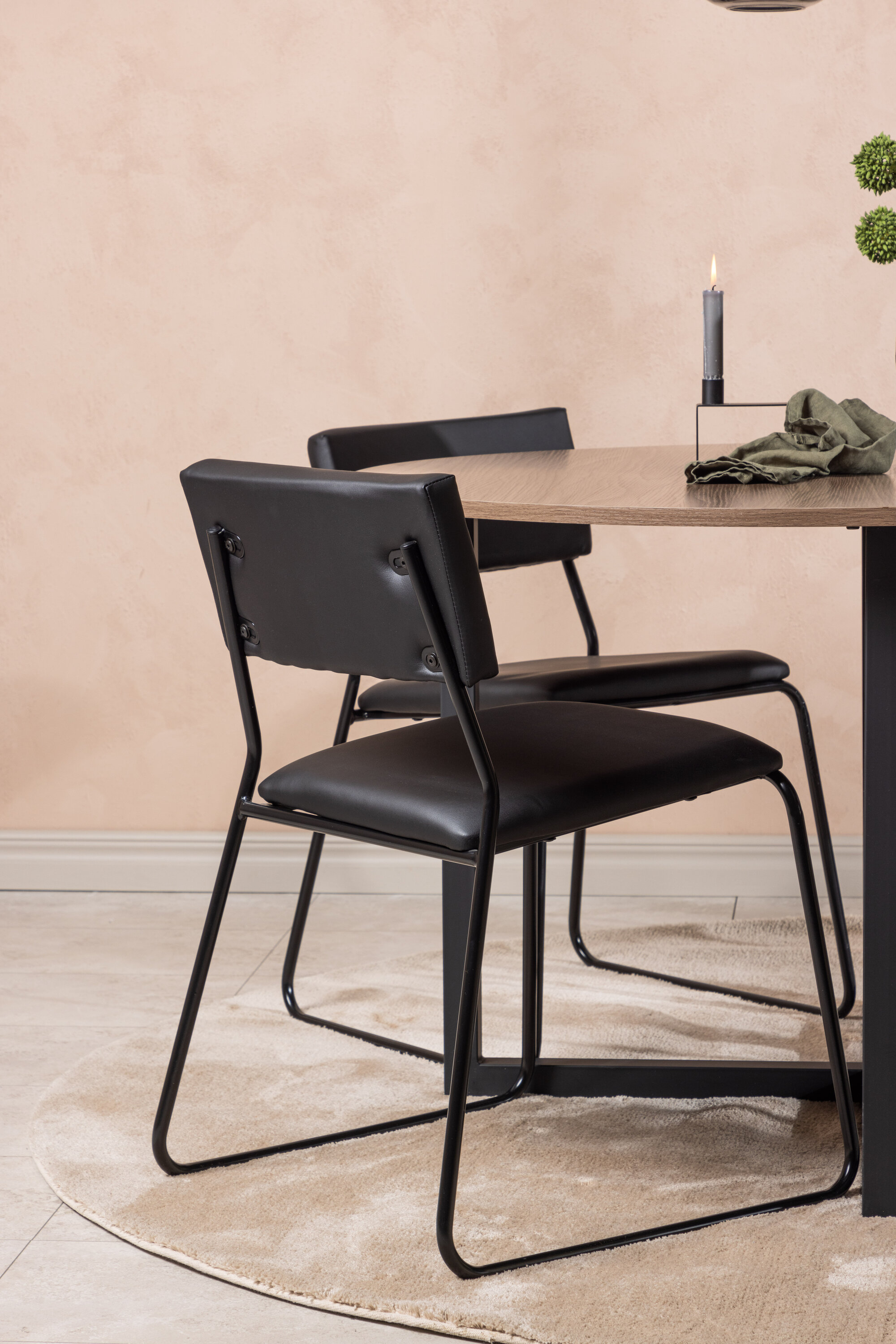 deLOHN Durango, Kenth Kör alakú étkezőgarnitúra