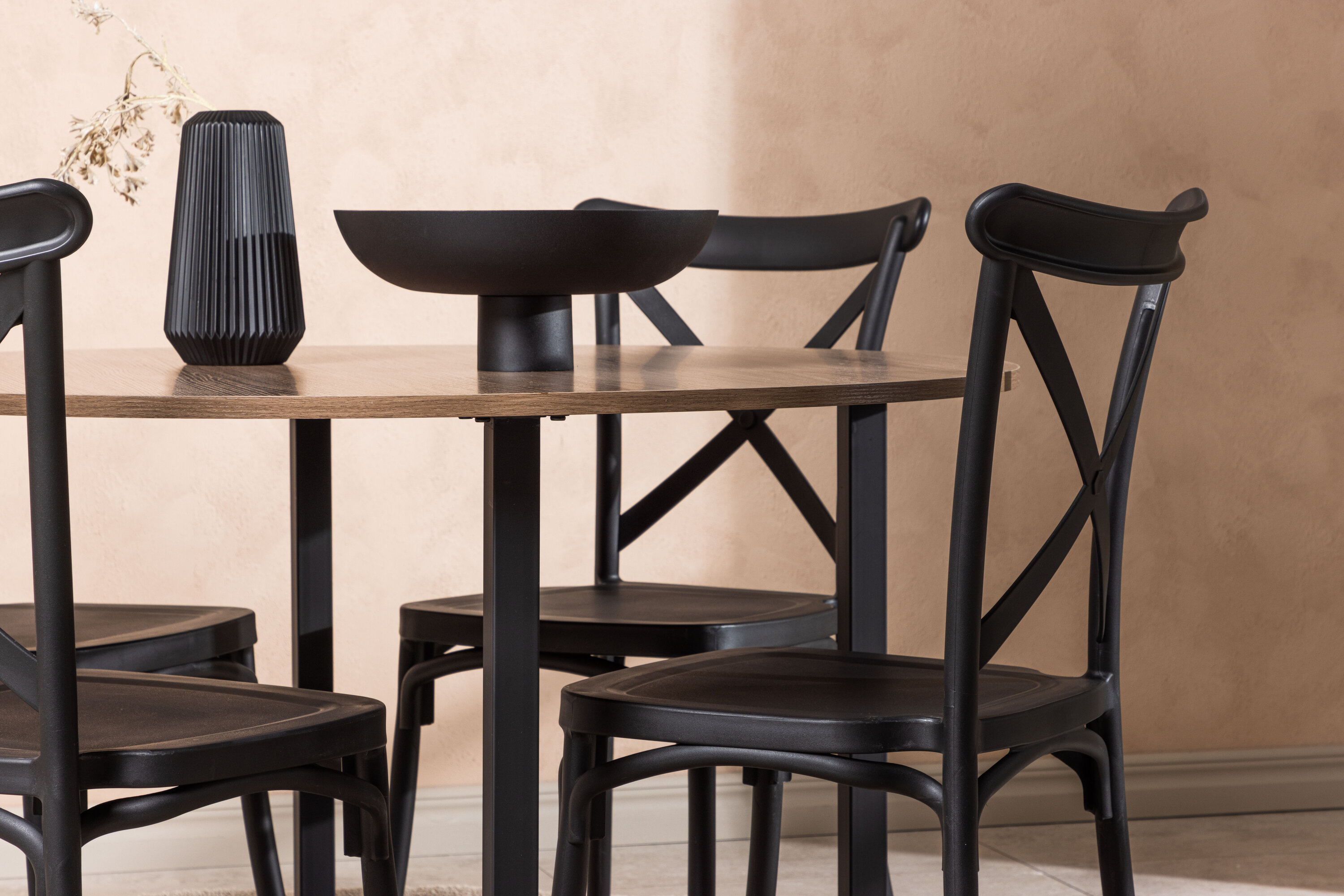 deLOHN Durango, Crosett Kör alakú étkezőgarnitúra