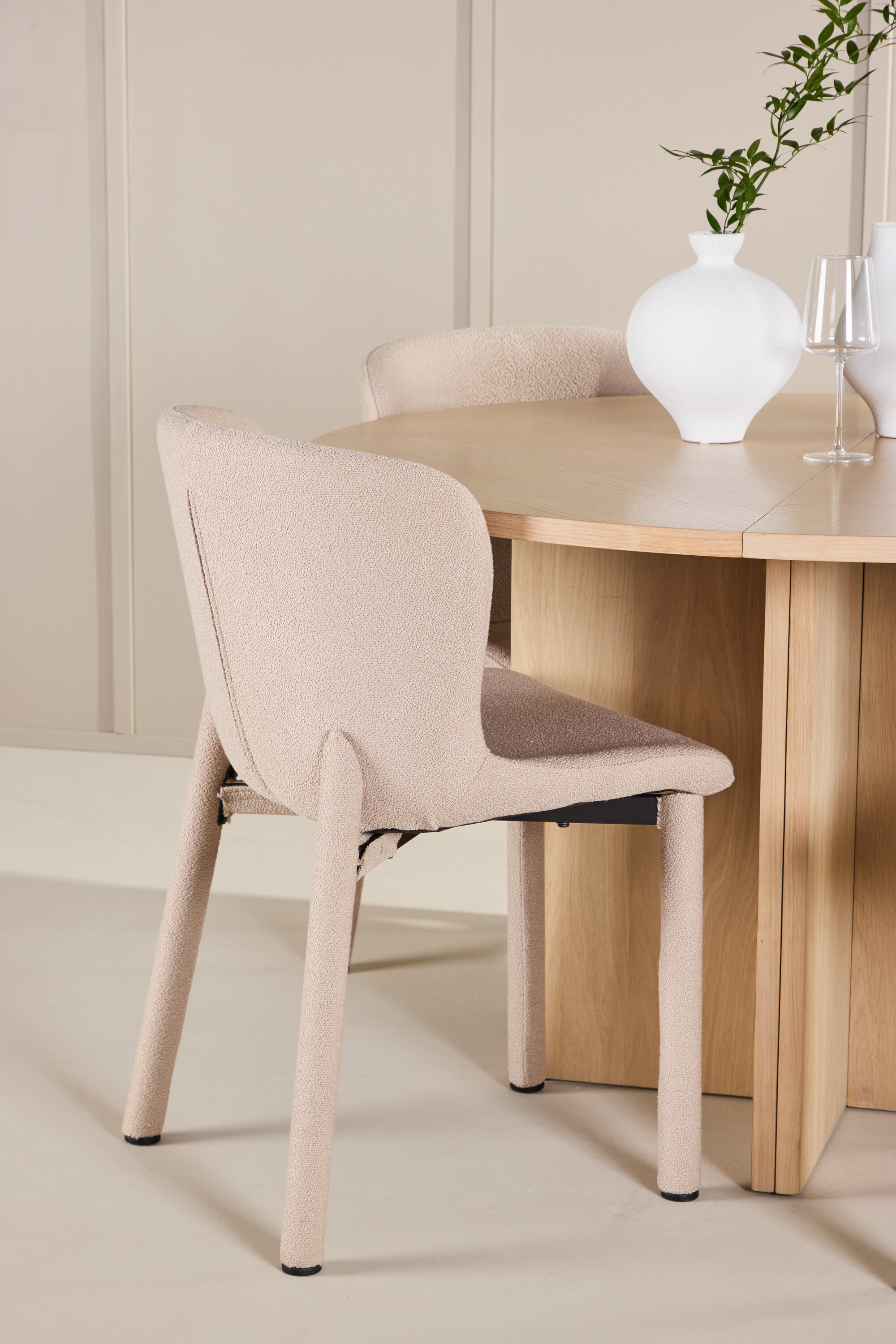 deLOHN Strada, Astoria Ovális étkezőgarnitúra