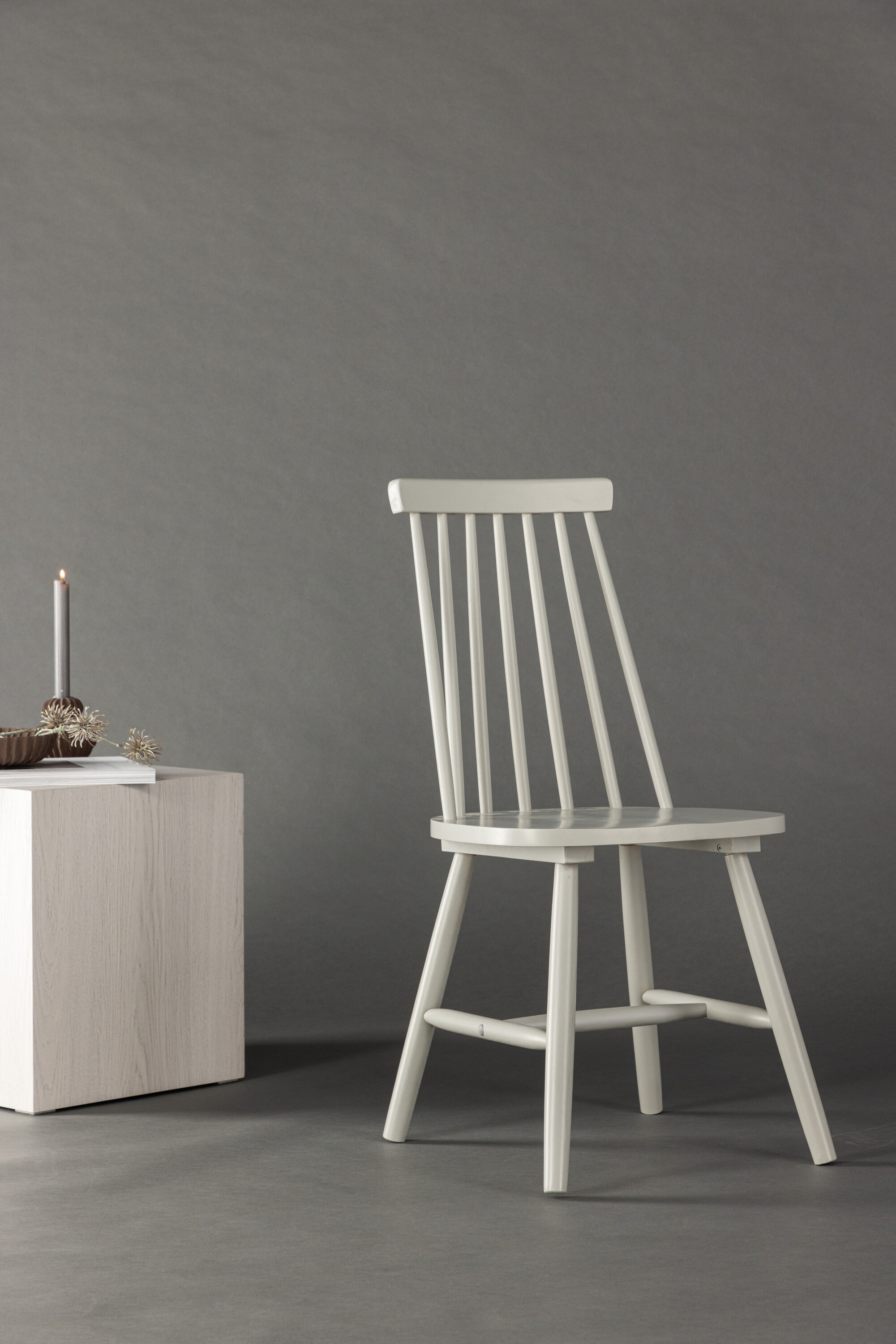 deLOHN Lönneberga Étkezőszék