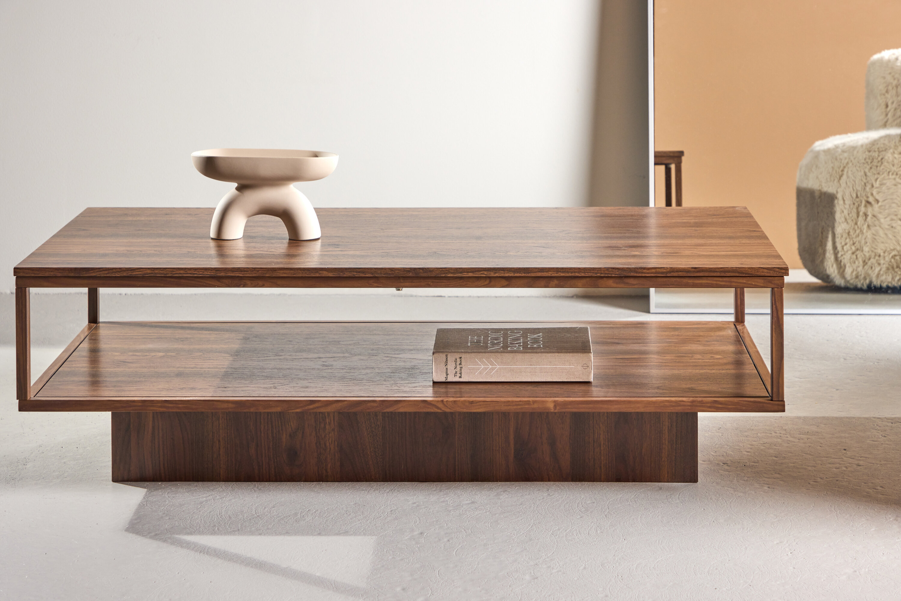 deLOHN Maglehem Dohányzóasztal