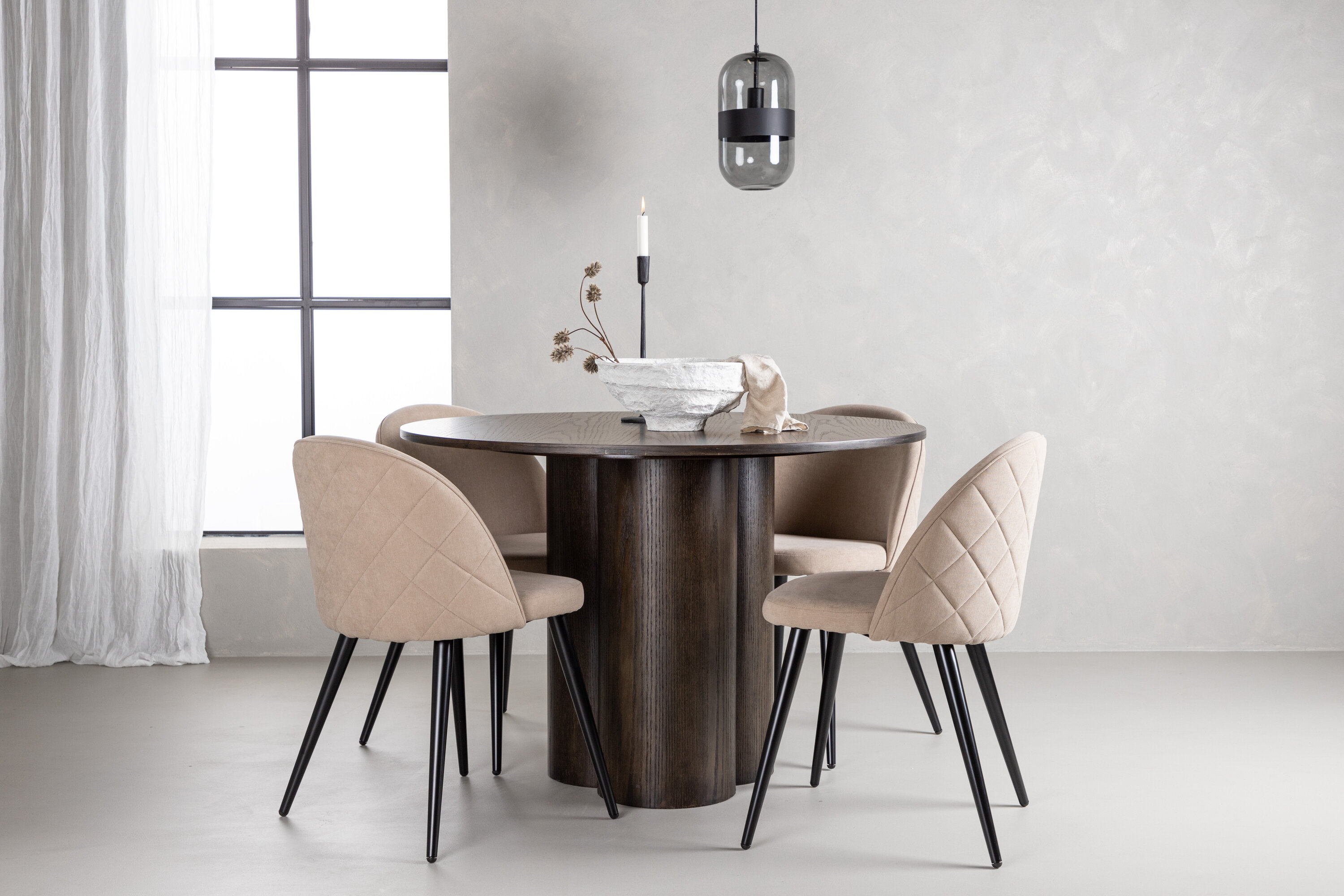 deLOHN Olivia, Velvet Kör alakú étkezőgarnitúra