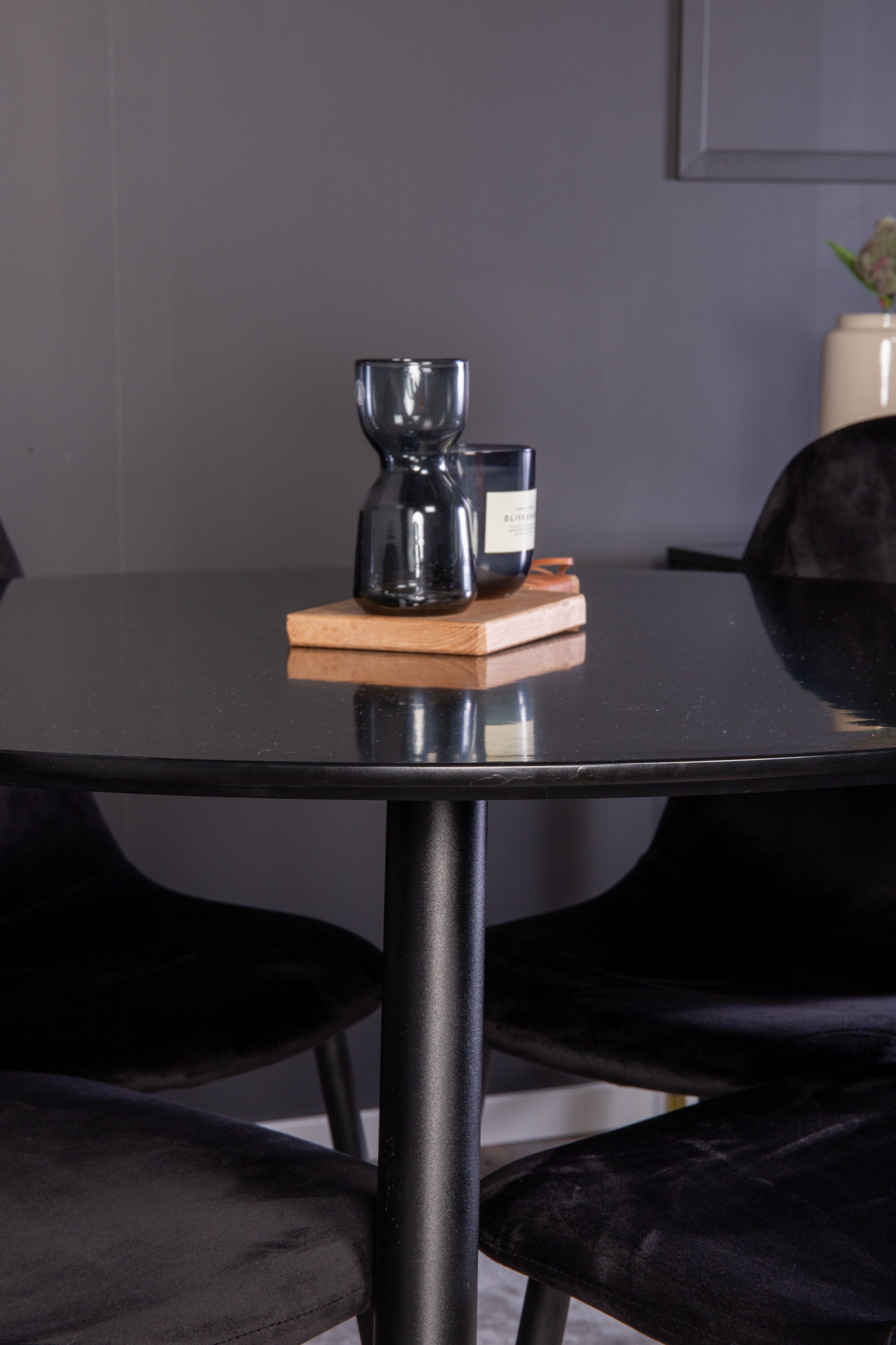 deLOHN Polar, Plaza Kör alakú étkezőgarnitúra