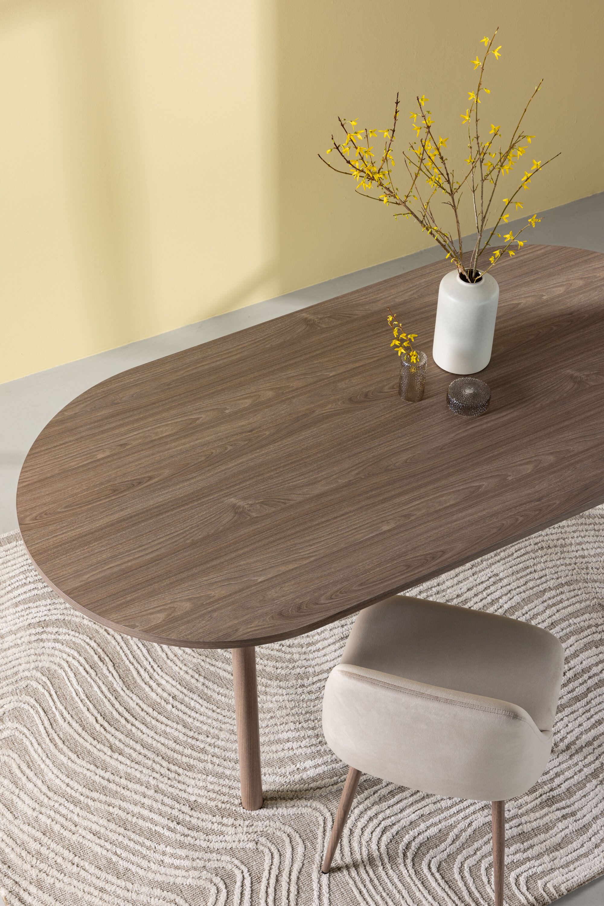 deLOHN Andy Ovális étkezőasztal