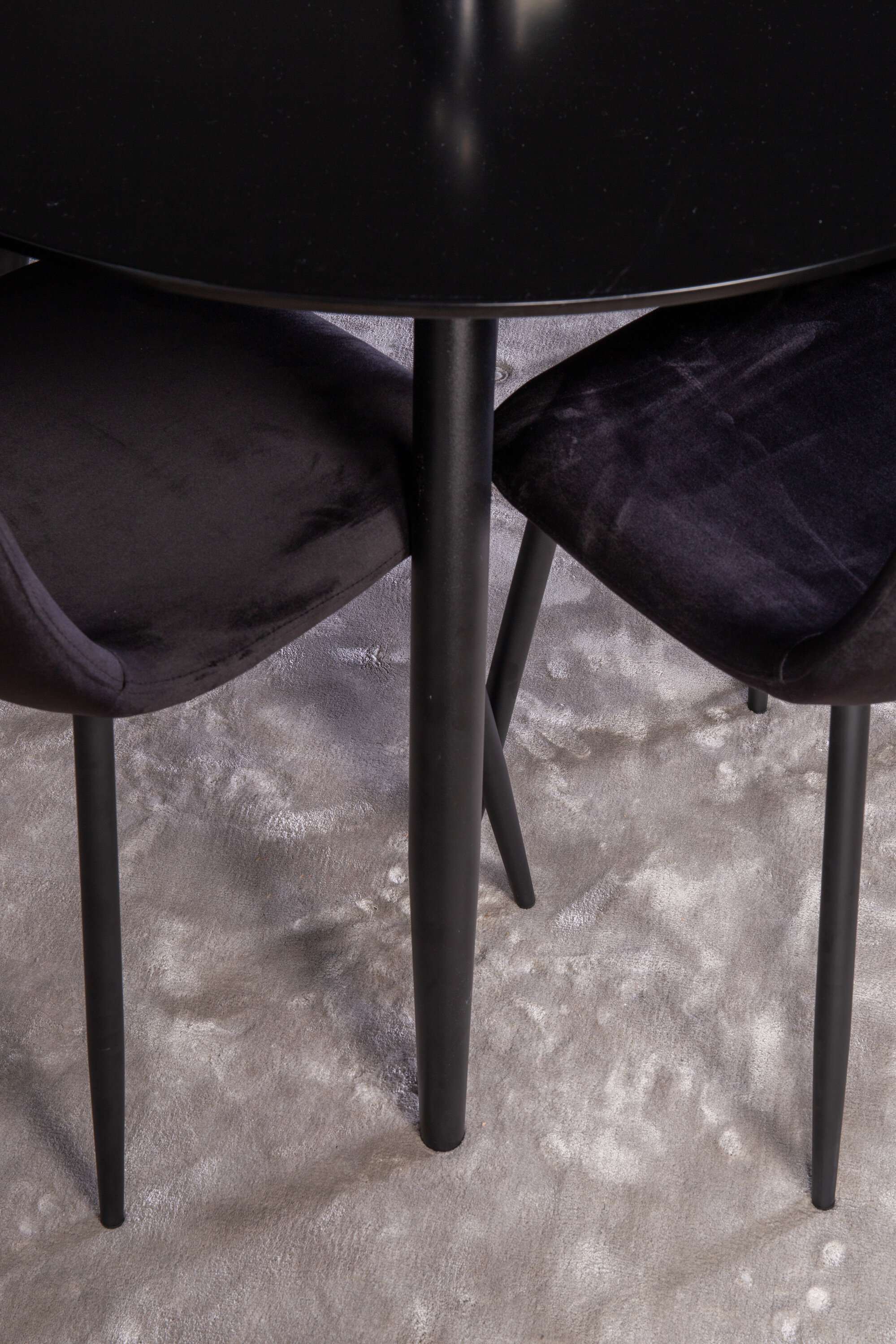 deLOHN Polar, Plaza Kör alakú étkezőgarnitúra