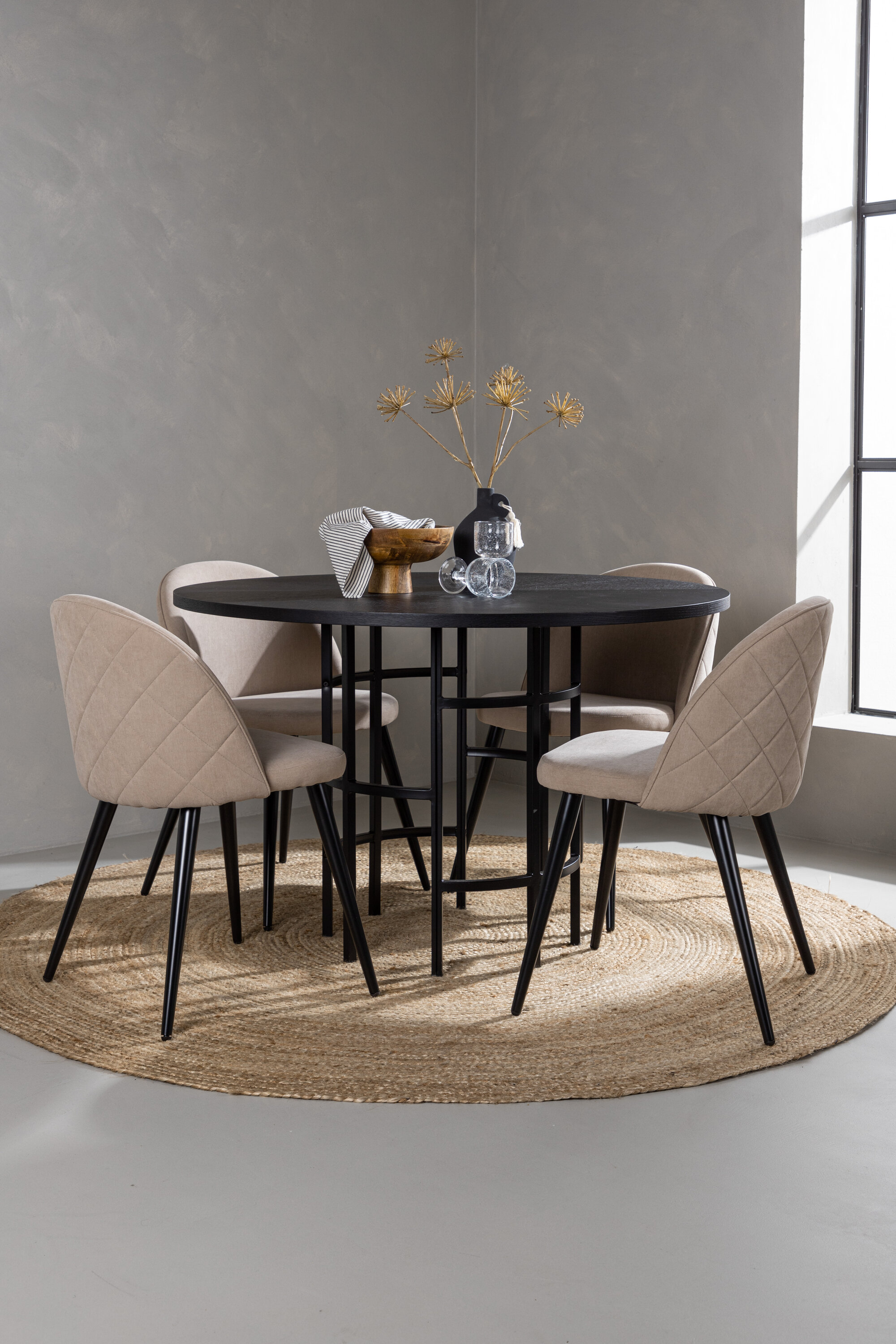 deLOHN Copenhagen, Velvet Kör alakú étkezőgarnitúra