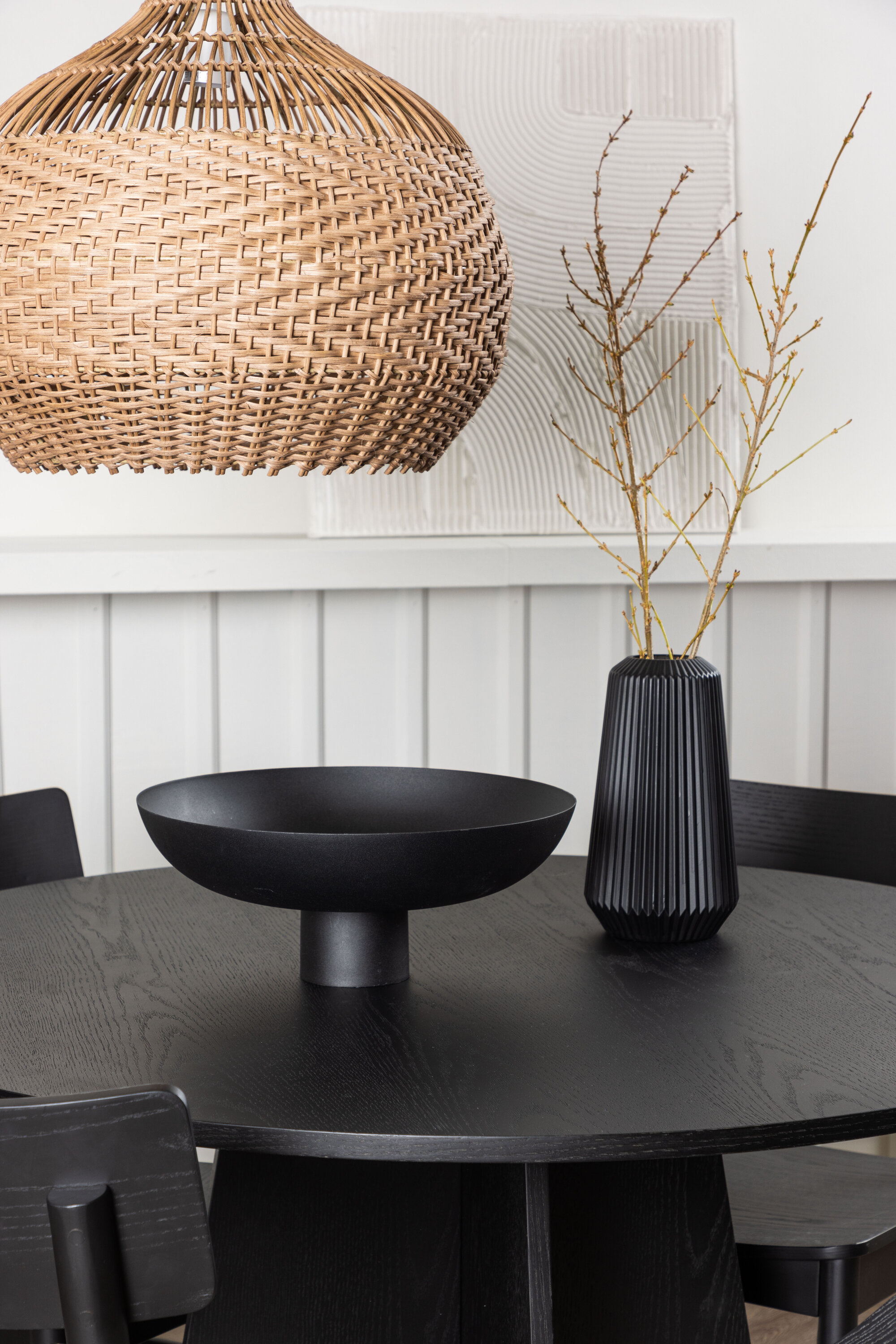 deLOHN Bootcut Oval, Montros Kör alakú étkezőgarnitúra