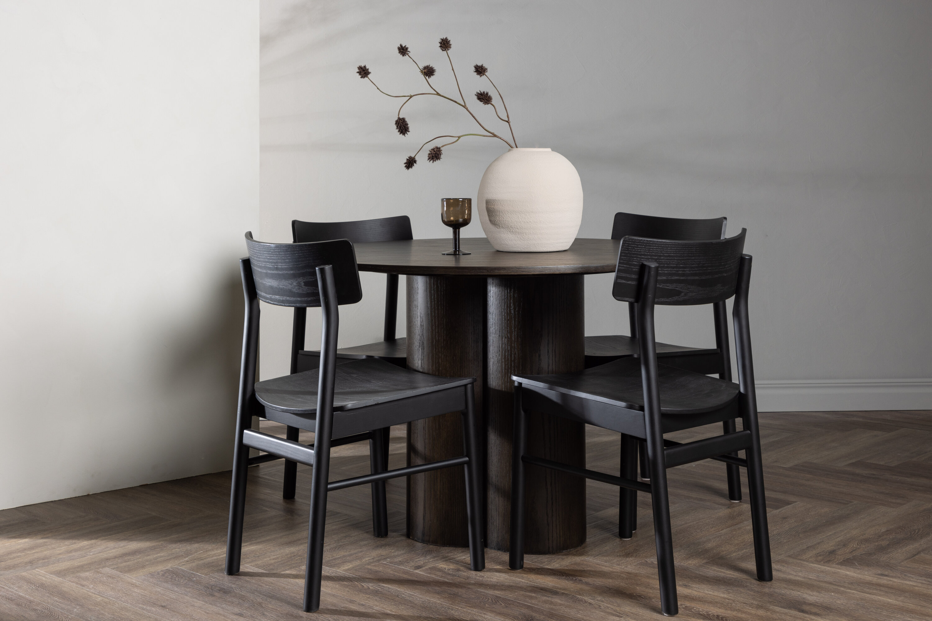 deLOHN Olivia, Montros Kör alakú étkezőgarnitúra