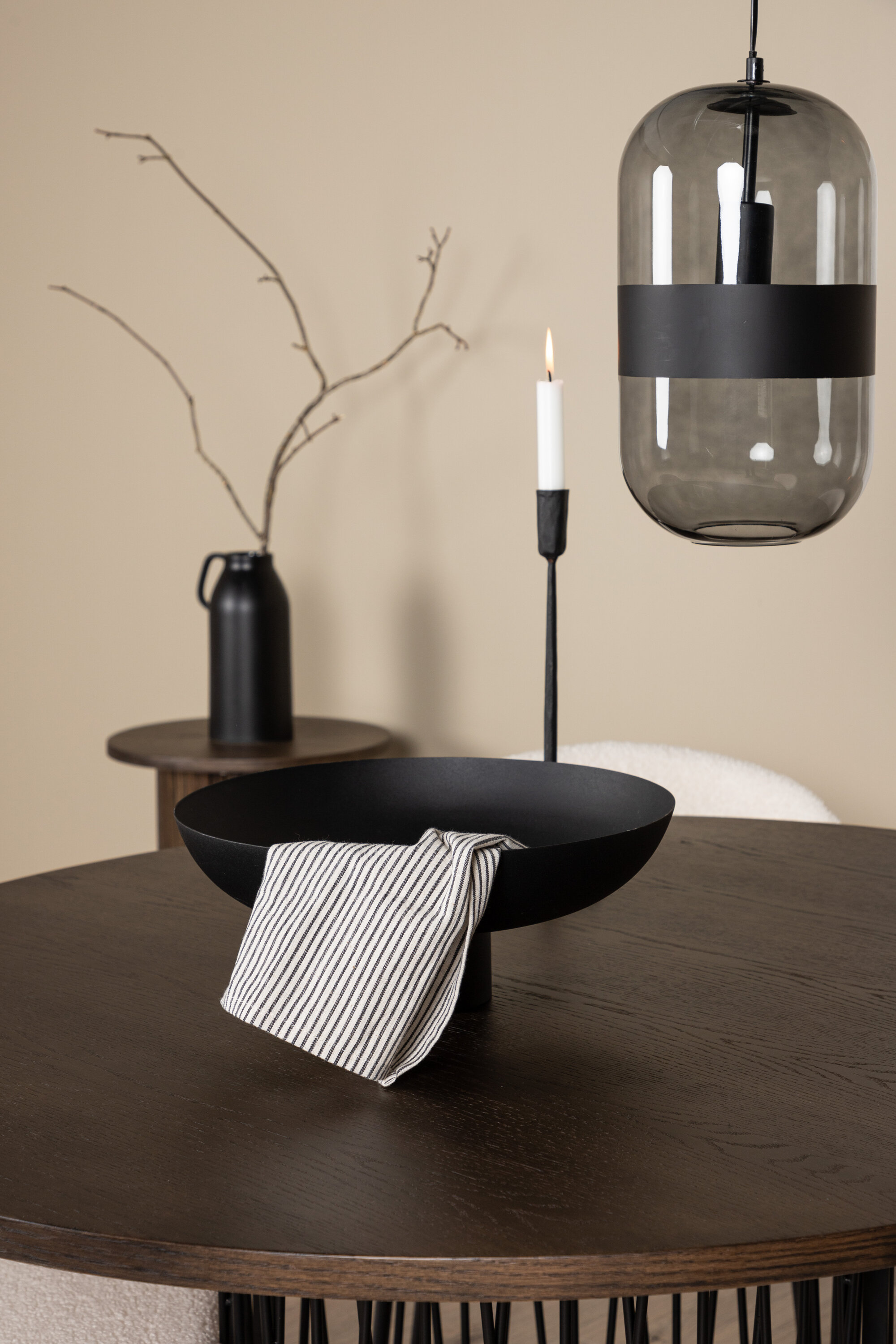 deLOHN Stone round, Chico Kör alakú étkezőgarnitúra