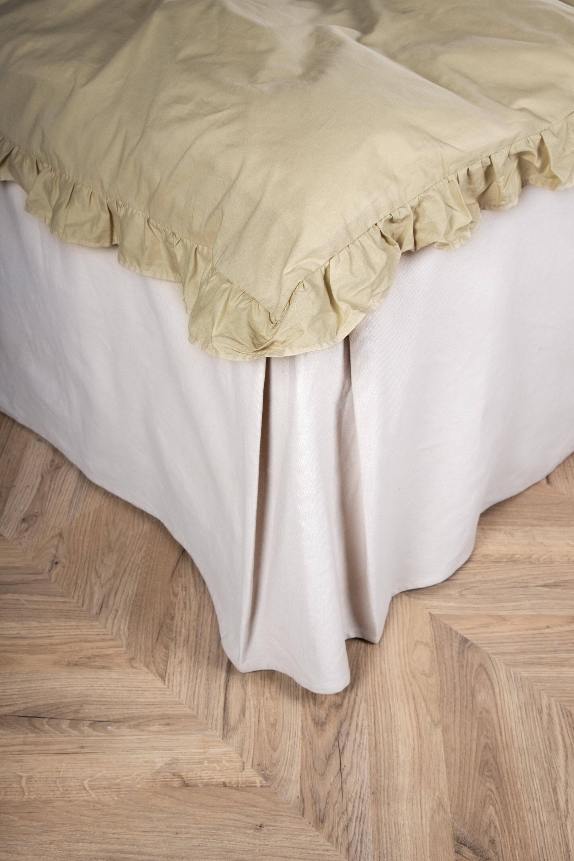 deLOHN Levi Ágynemű