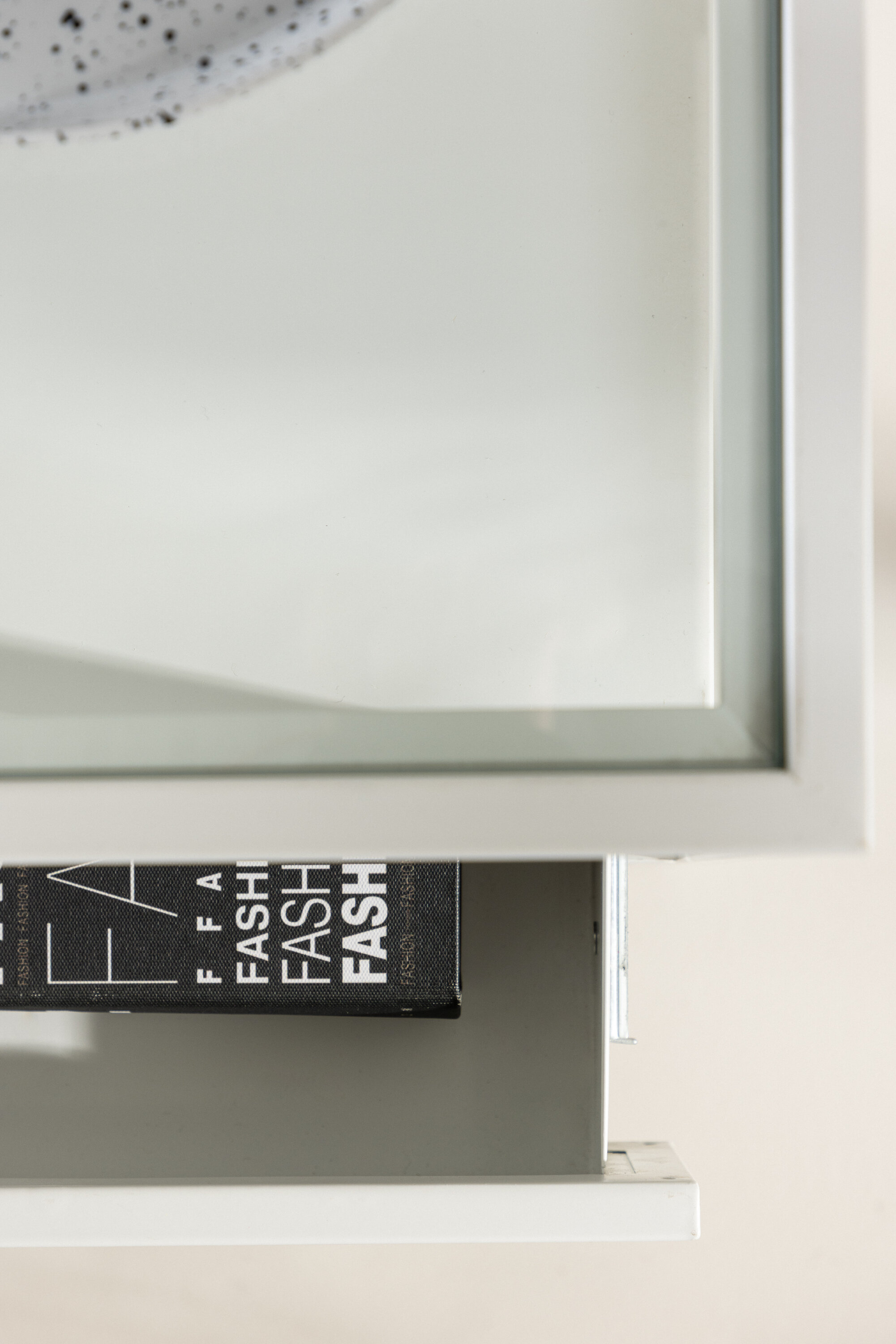 deLOHN Fortaleza Kisasztal