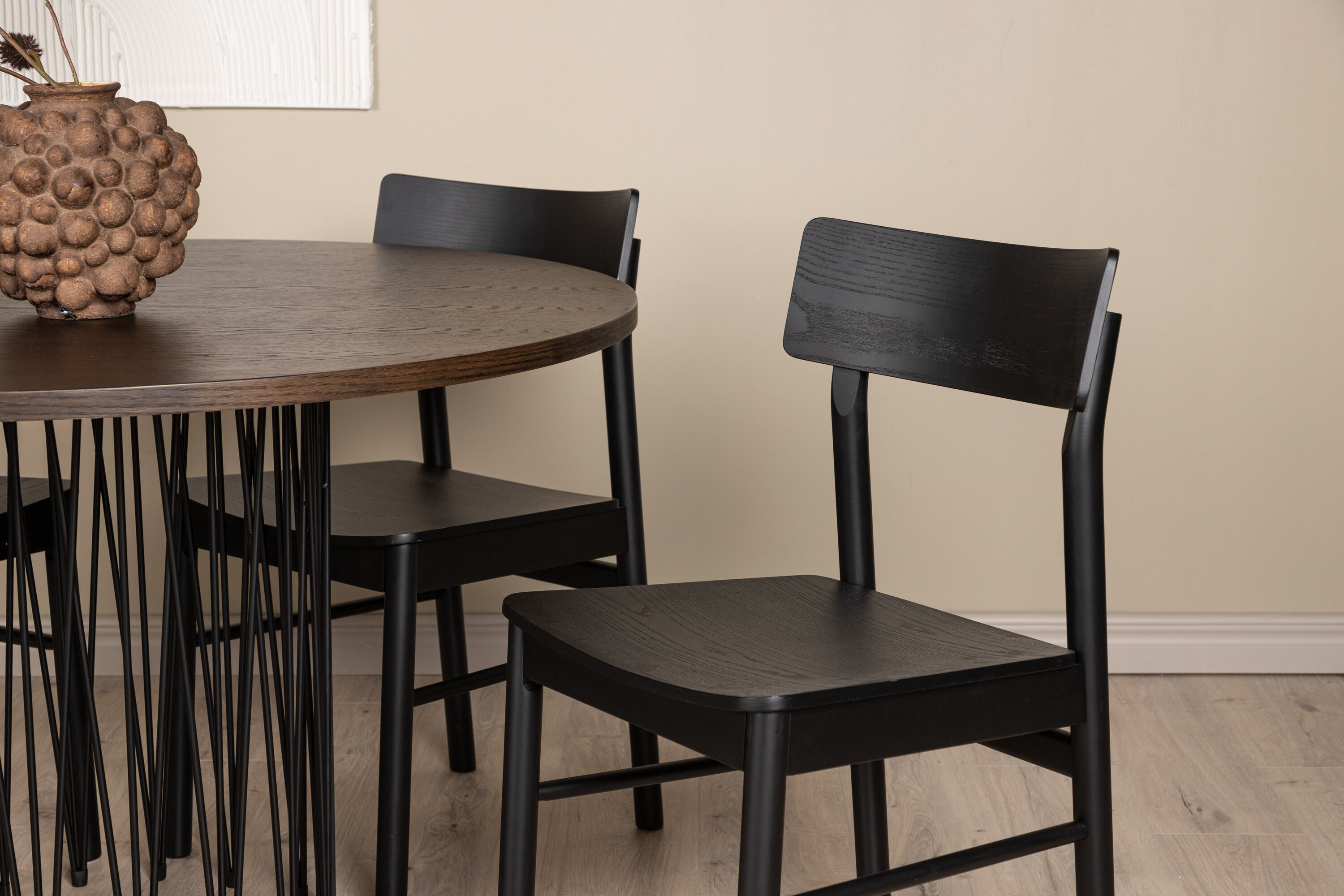 deLOHN Stone round, Montros Kör alakú étkezőgarnitúra