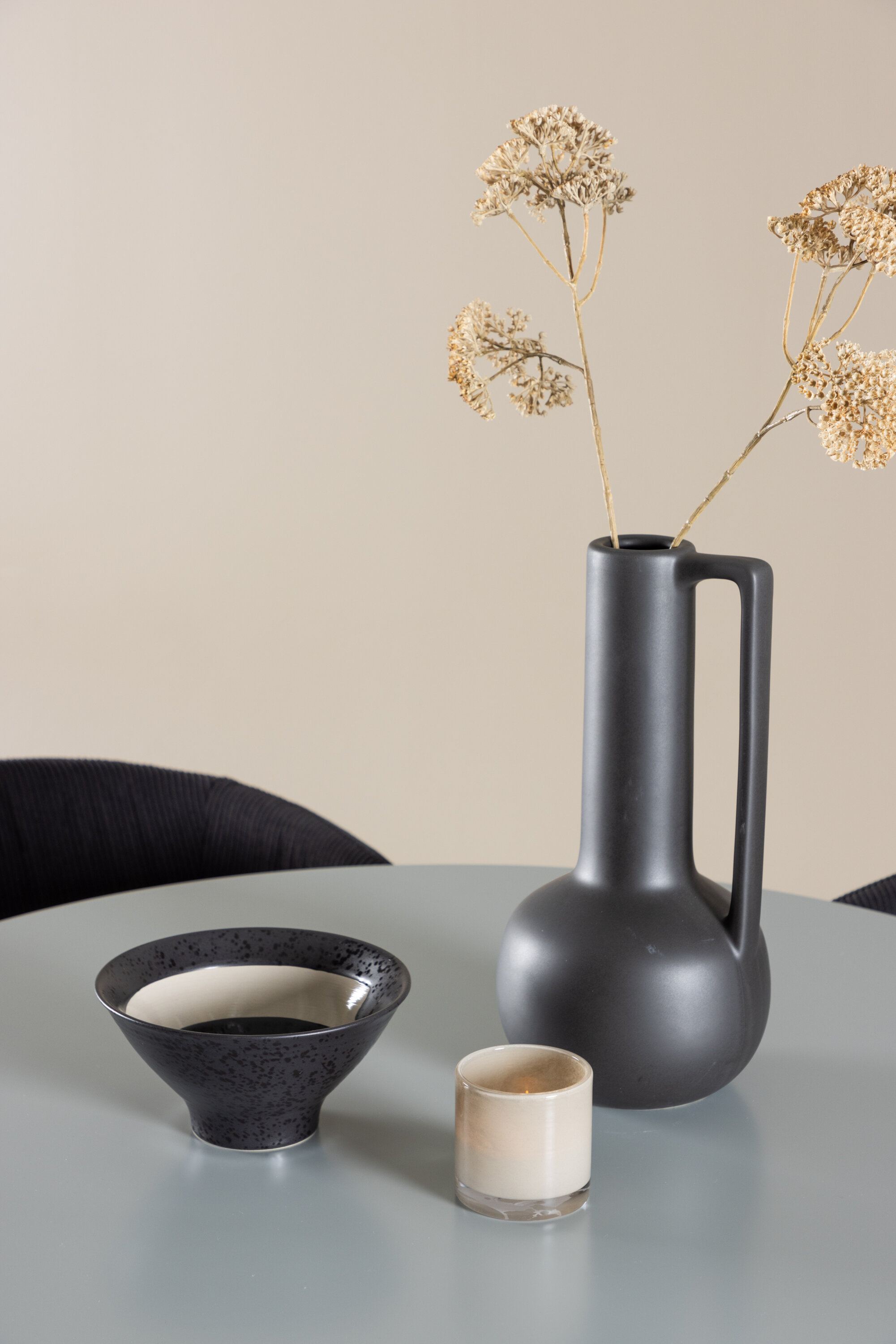 deLOHN Plaza, Berit Kör alakú étkezőgarnitúra