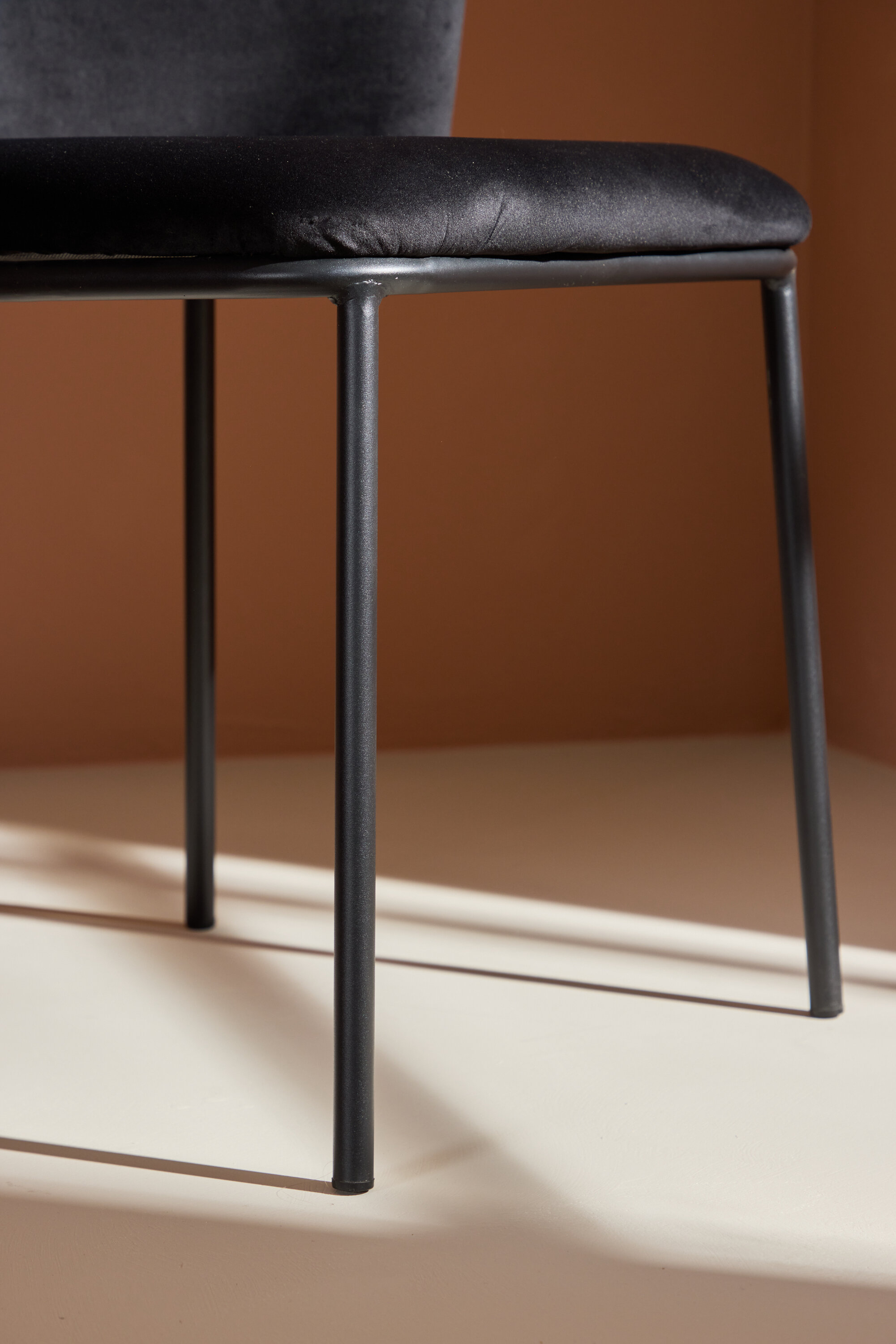 deLOHN Edina Étkezőszék