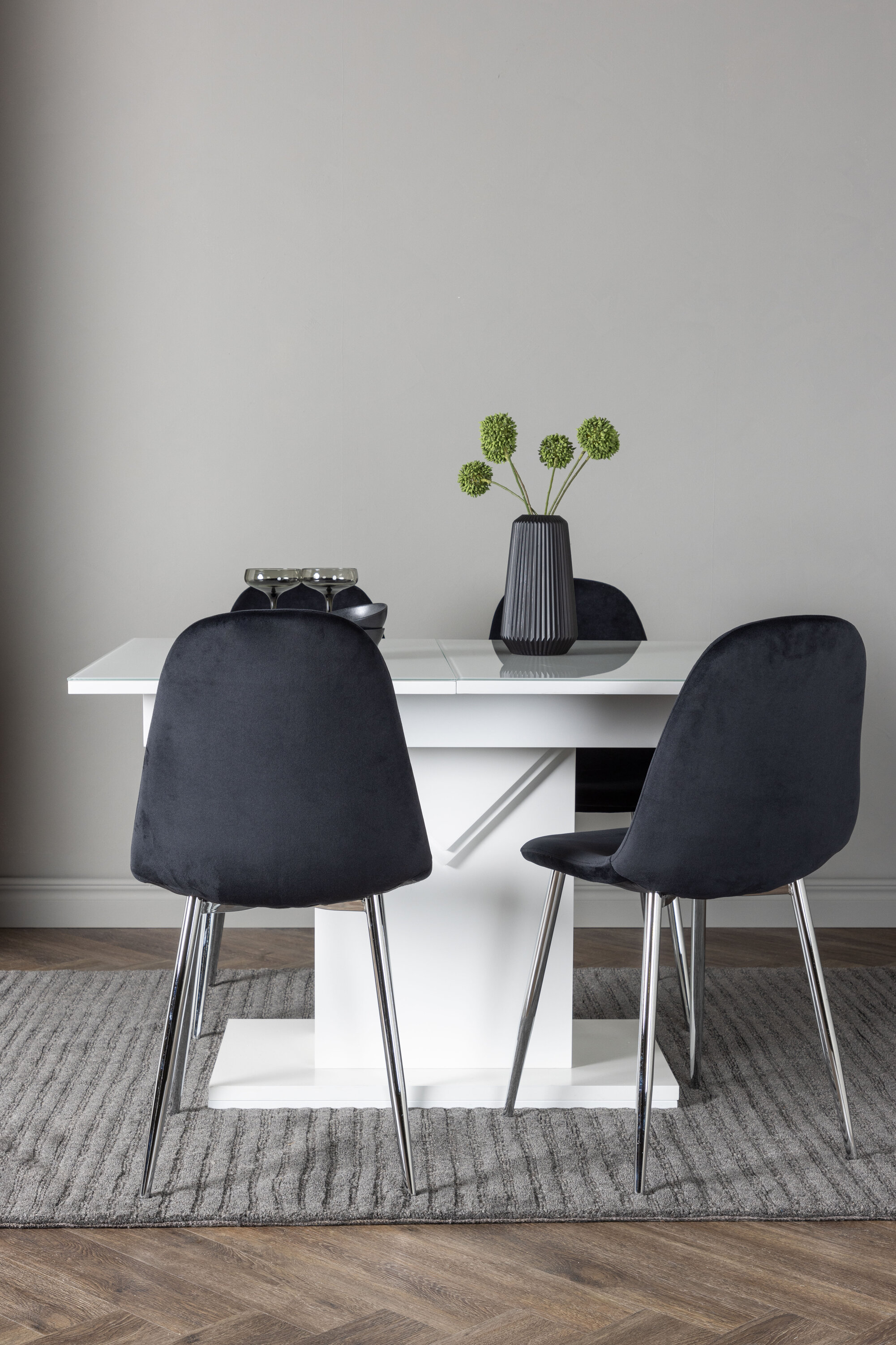 deLOHN Polar Téglalap alakú étkezőgarnitúra deLOHN Polar Téglalap alakú étkezőgarnitúra