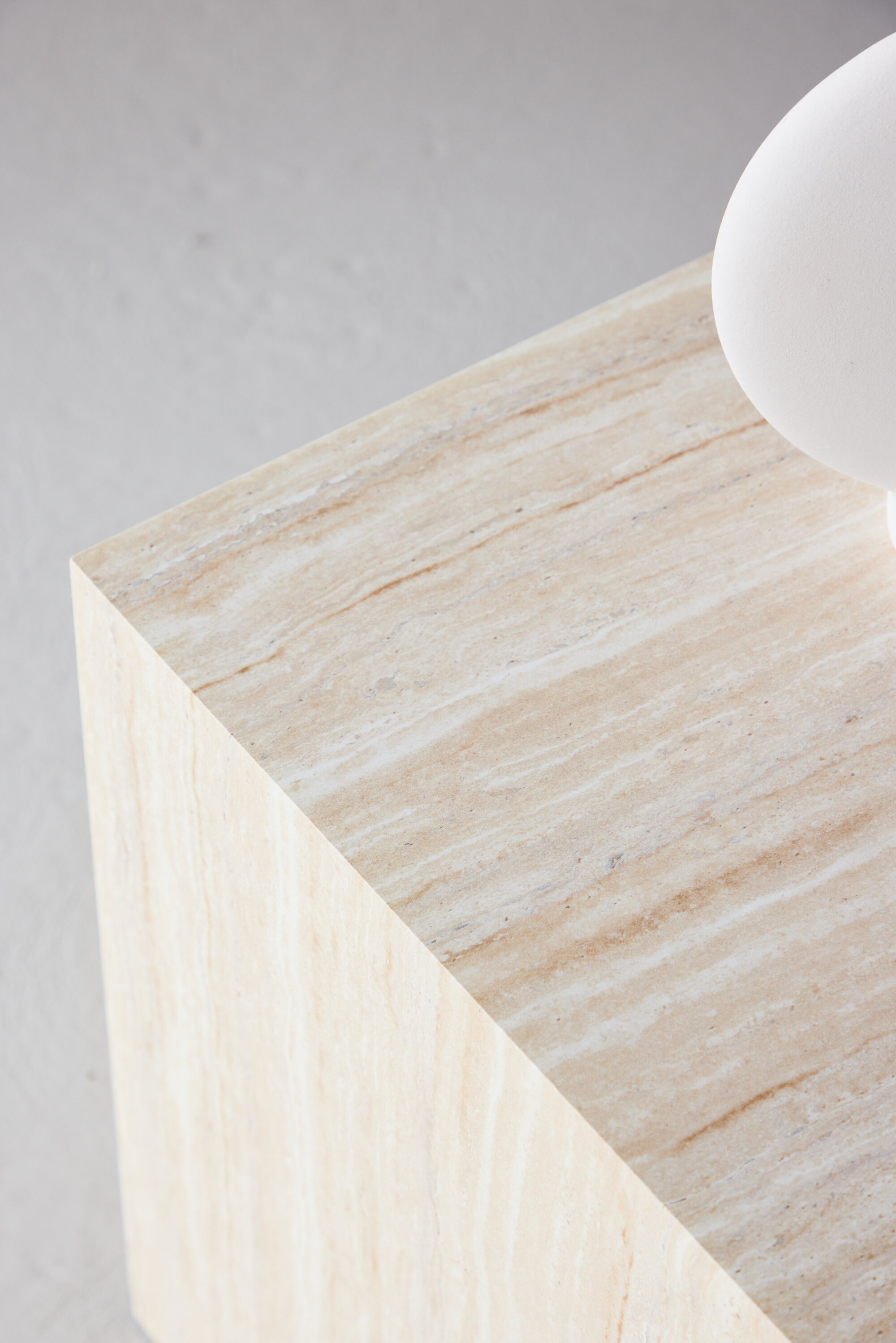 deLOHN York Dohányzóasztal