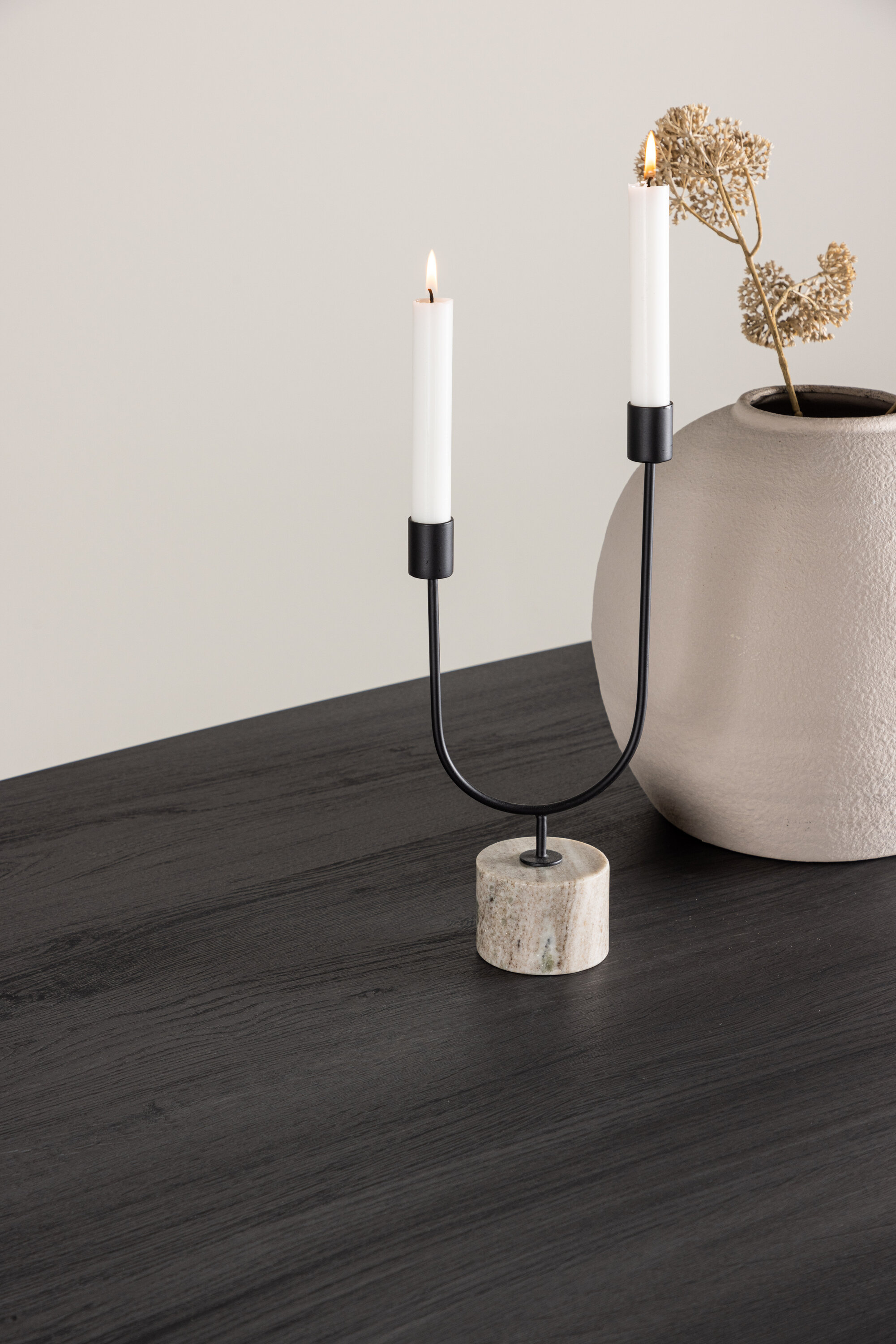 deLOHN Grönvik Ovális étkezőasztal deLOHN Grönvik Ovális étkezőasztal