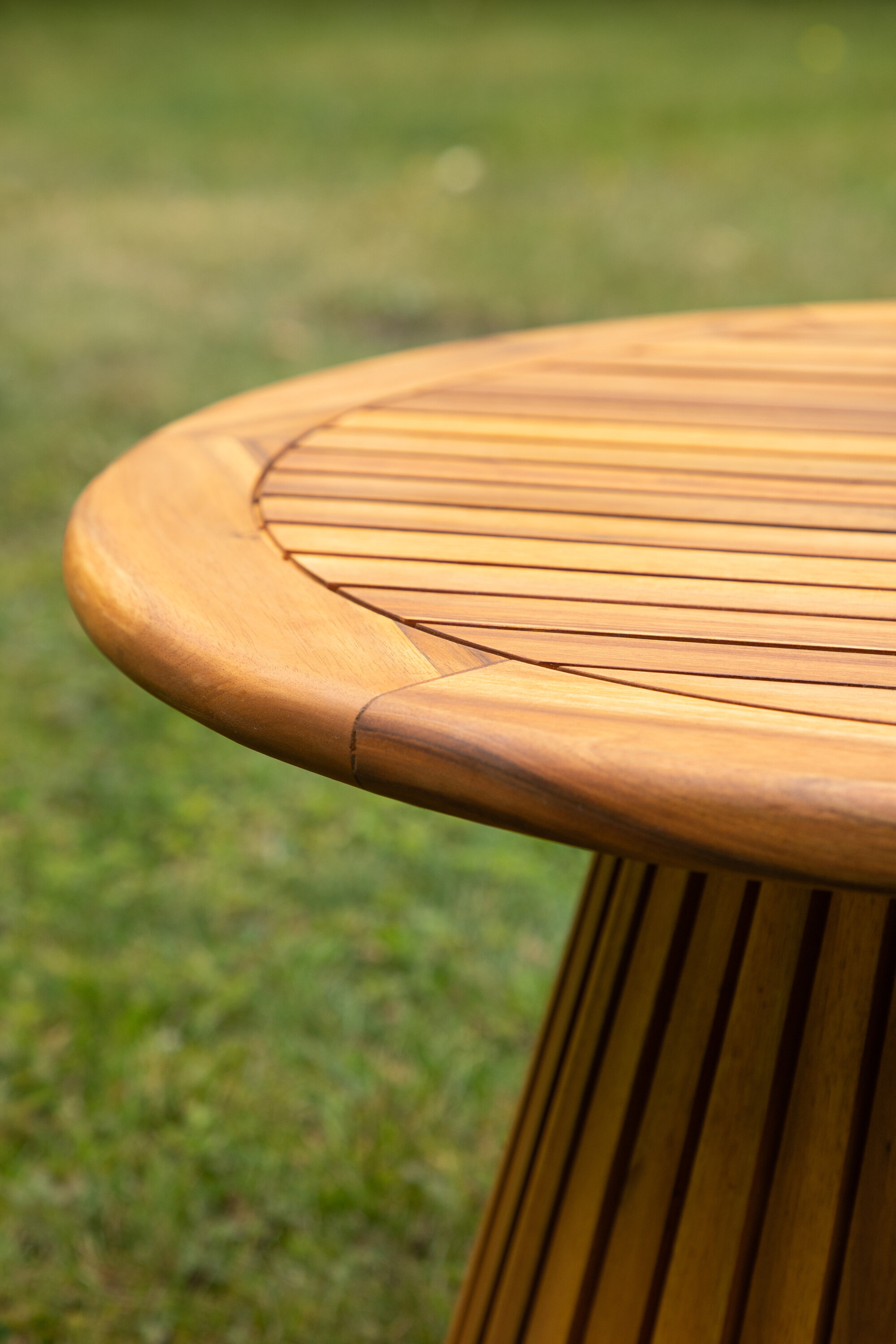 deLOHN Lumpur Dohányzóasztal