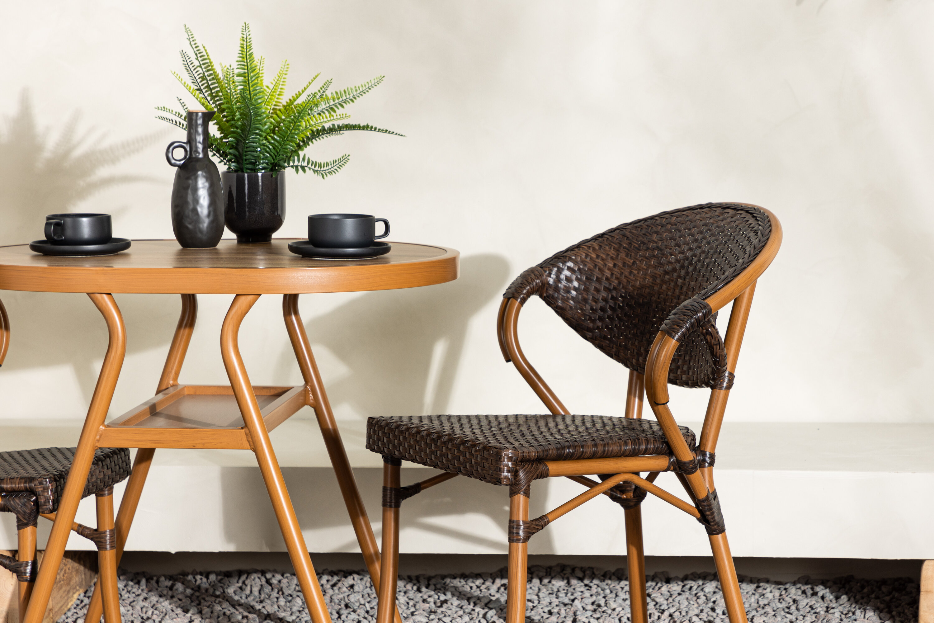 deLOHN Abrantes Kávéházi garnitúra