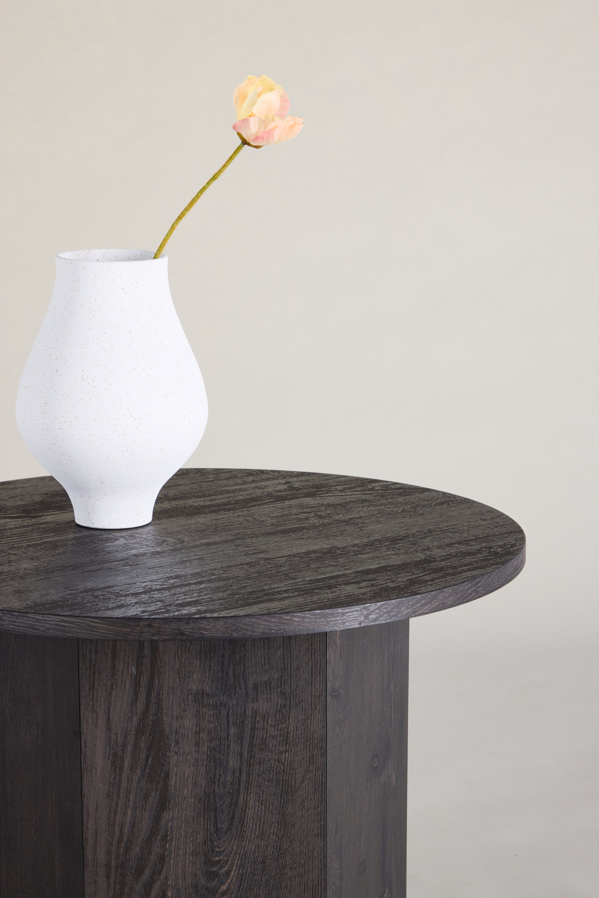 deLOHN Tekla Dohányzóasztal