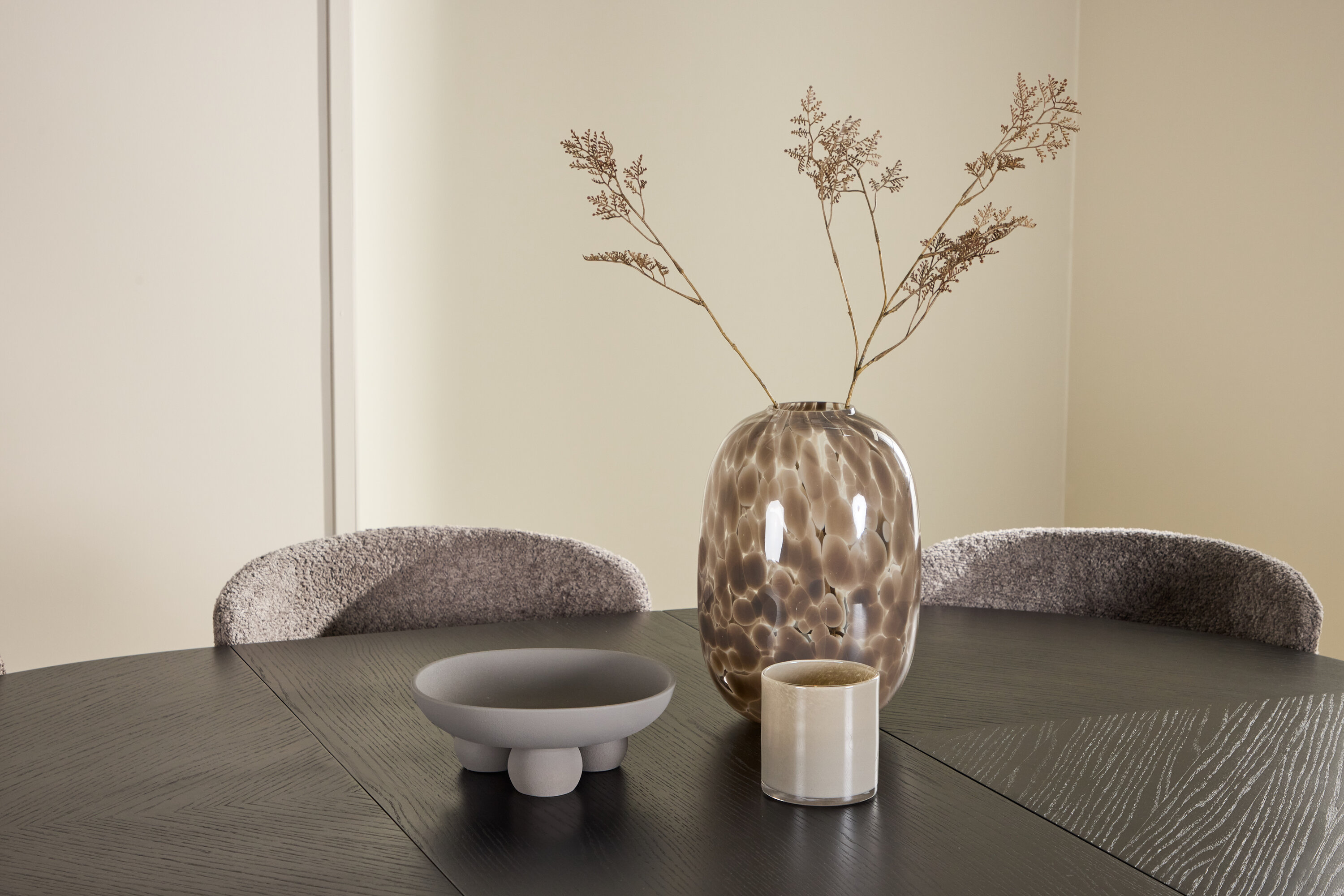 deLOHN Strada, Astoria Ovális étkezőgarnitúra deLOHN Strada, Astoria Ovális étkezőgarnitúra