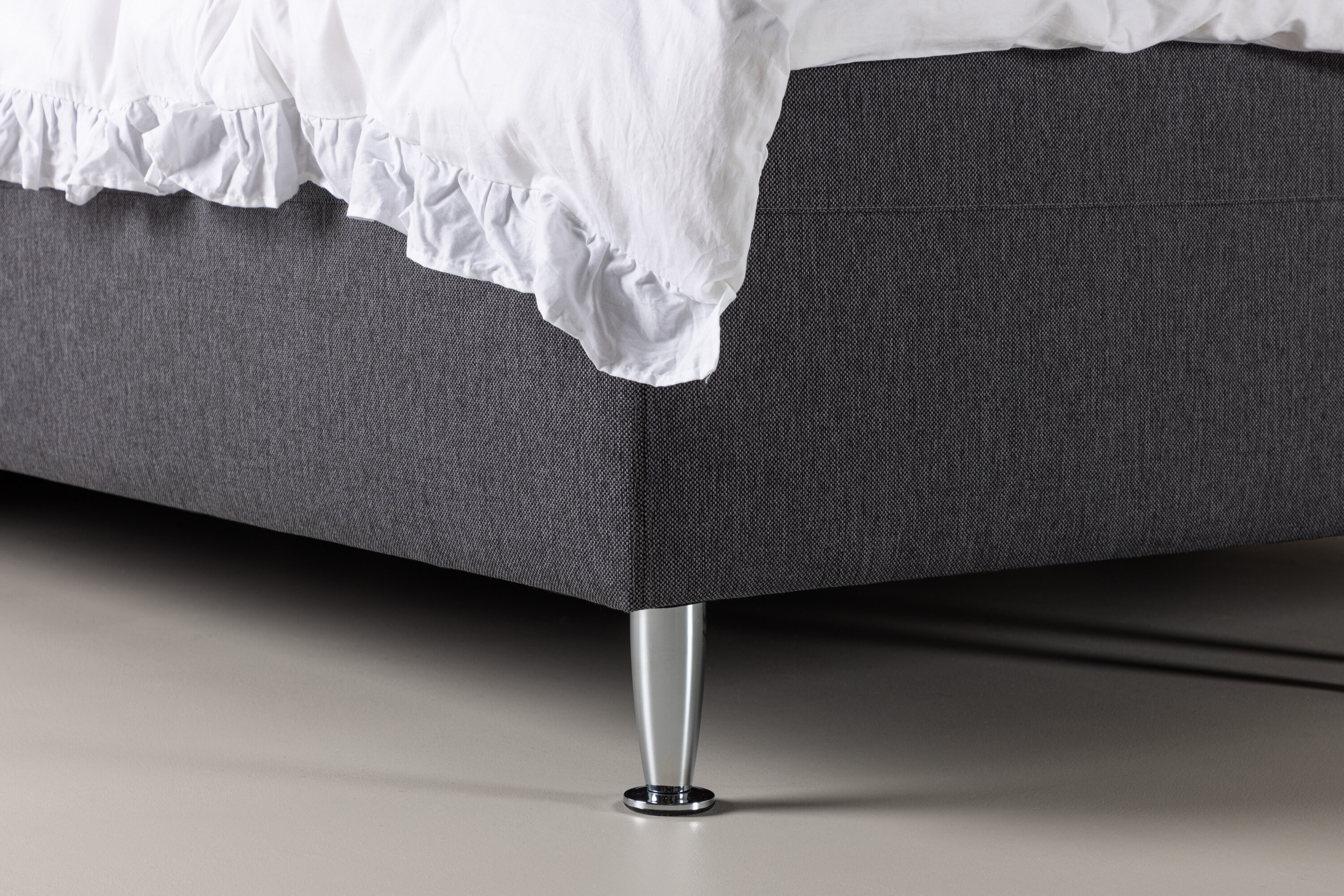 deLOHN Mesa Franciaágy