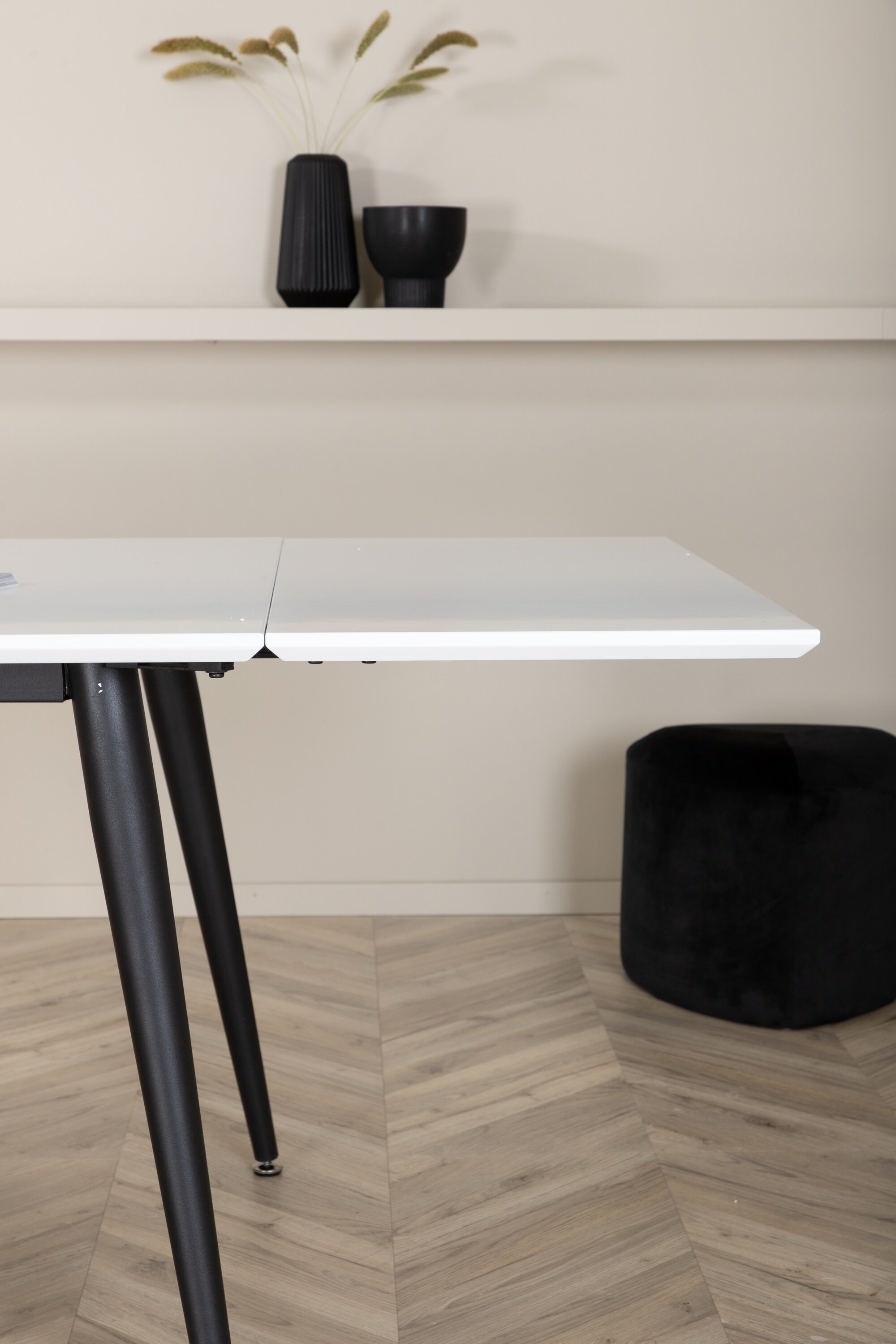 deLOHN Jimmy Téglalap alakú étkezőasztal