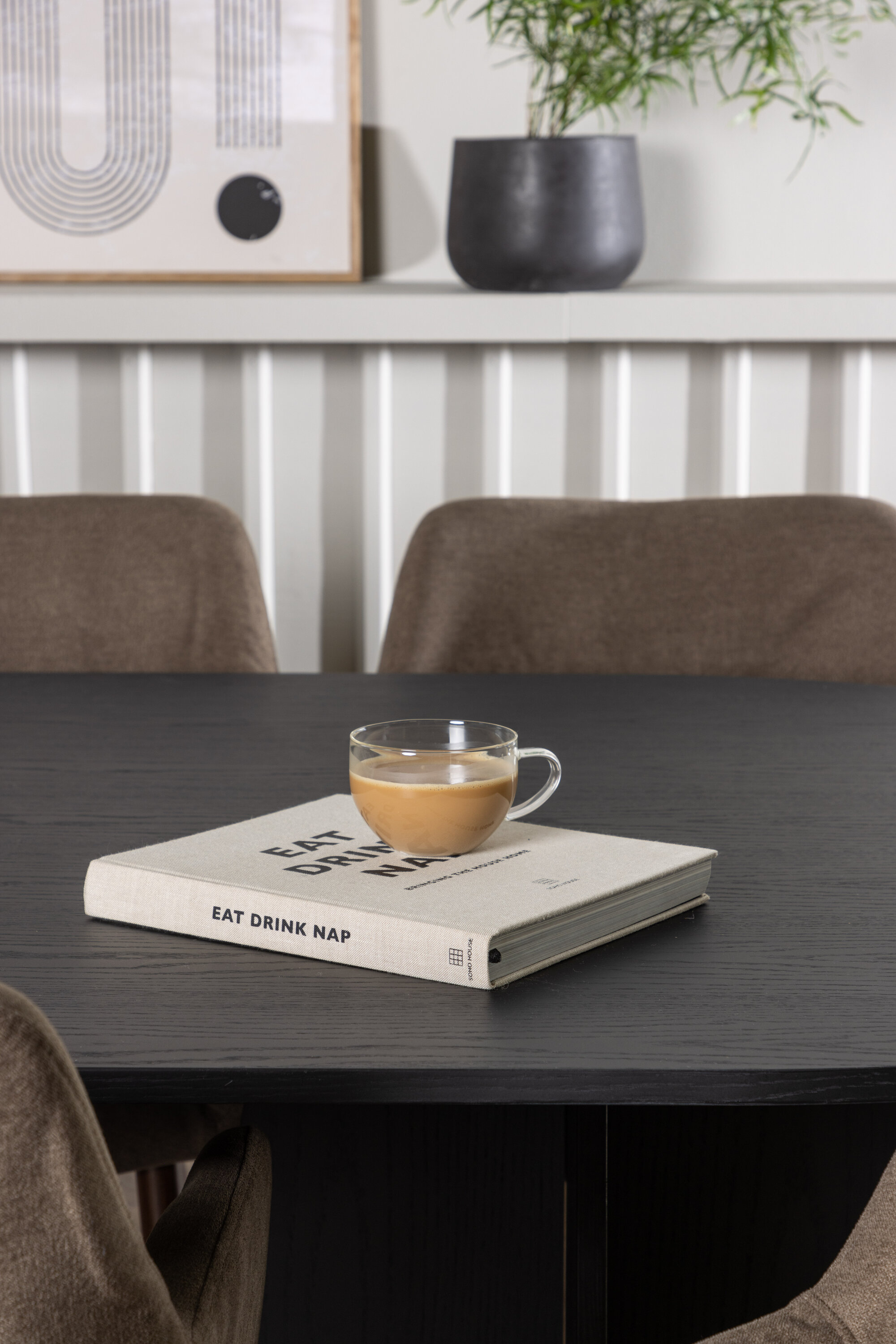 deLOHN Tomorrow Ovális étkezőgarnitúra