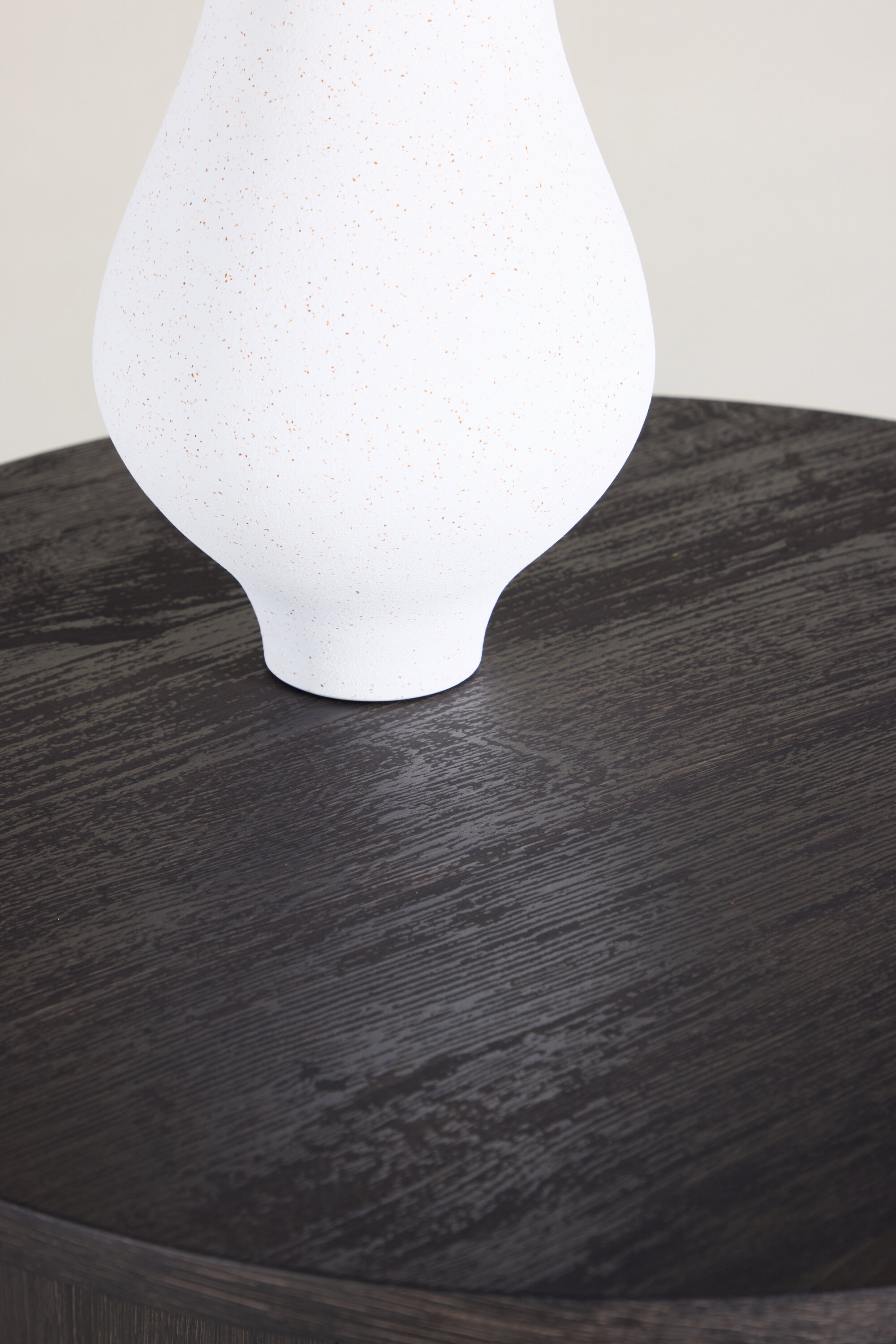 deLOHN Tekla Dohányzóasztal