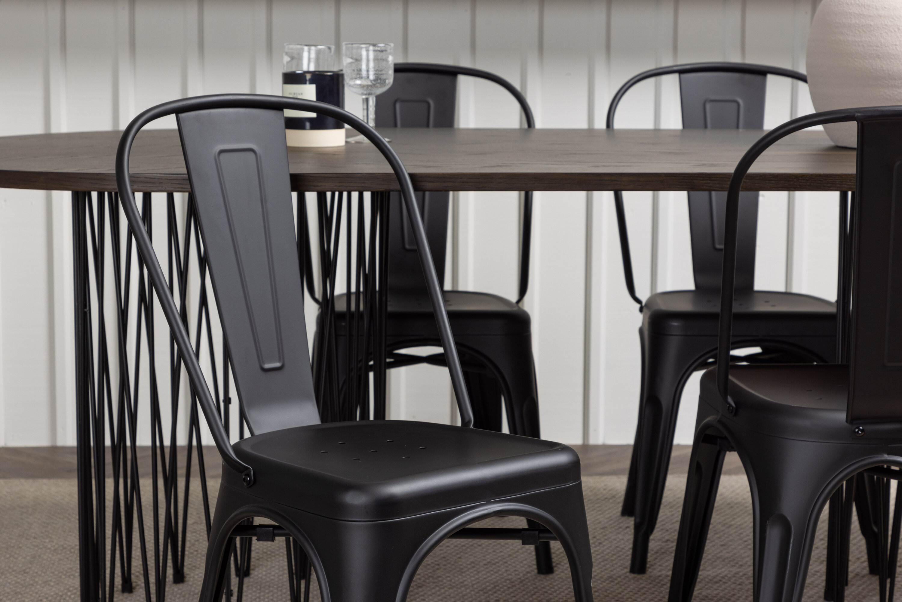 deLOHN Stone oval, Tempe Ovális étkezőgarnitúra