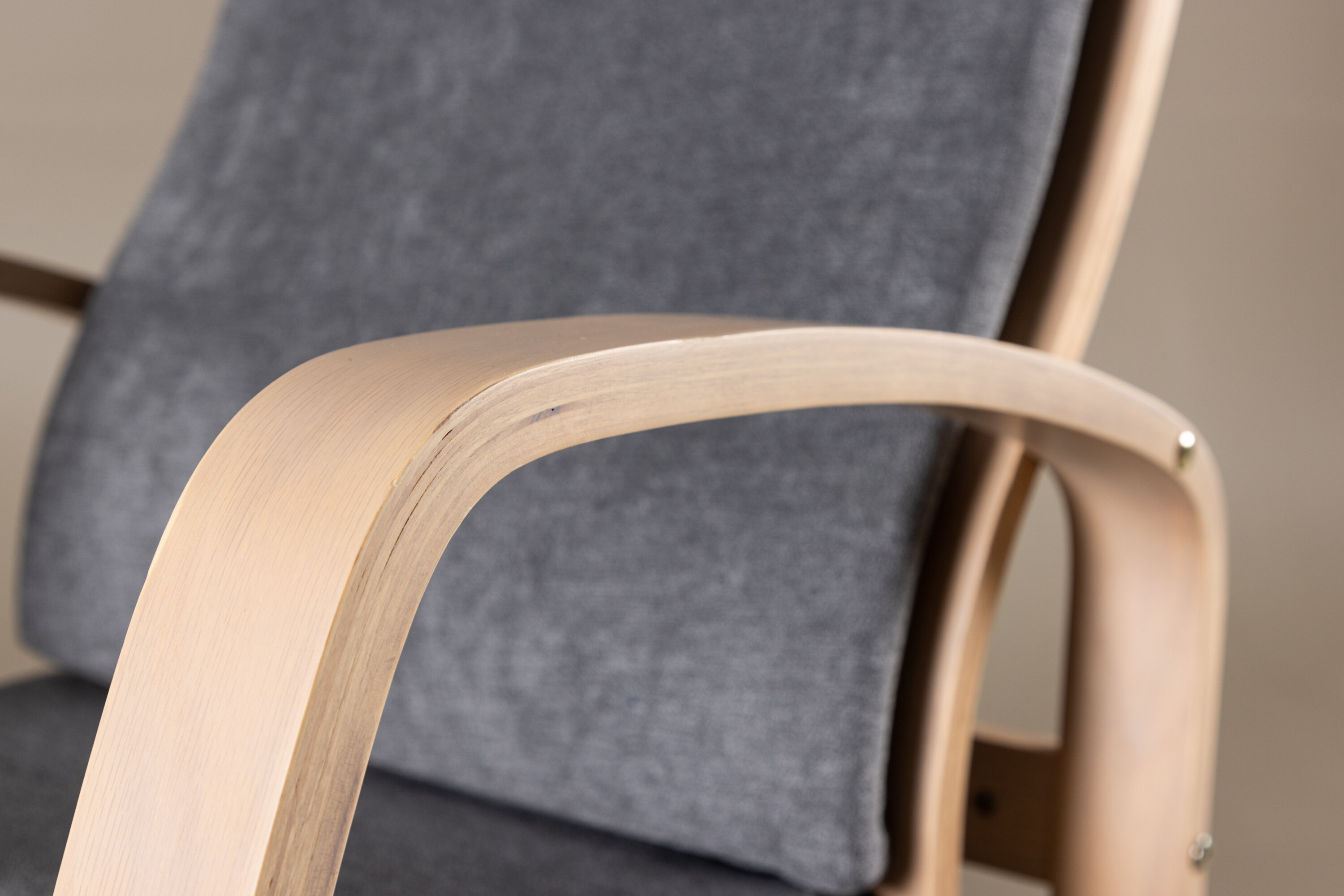 deLOHN Grötö Nyugágy szék