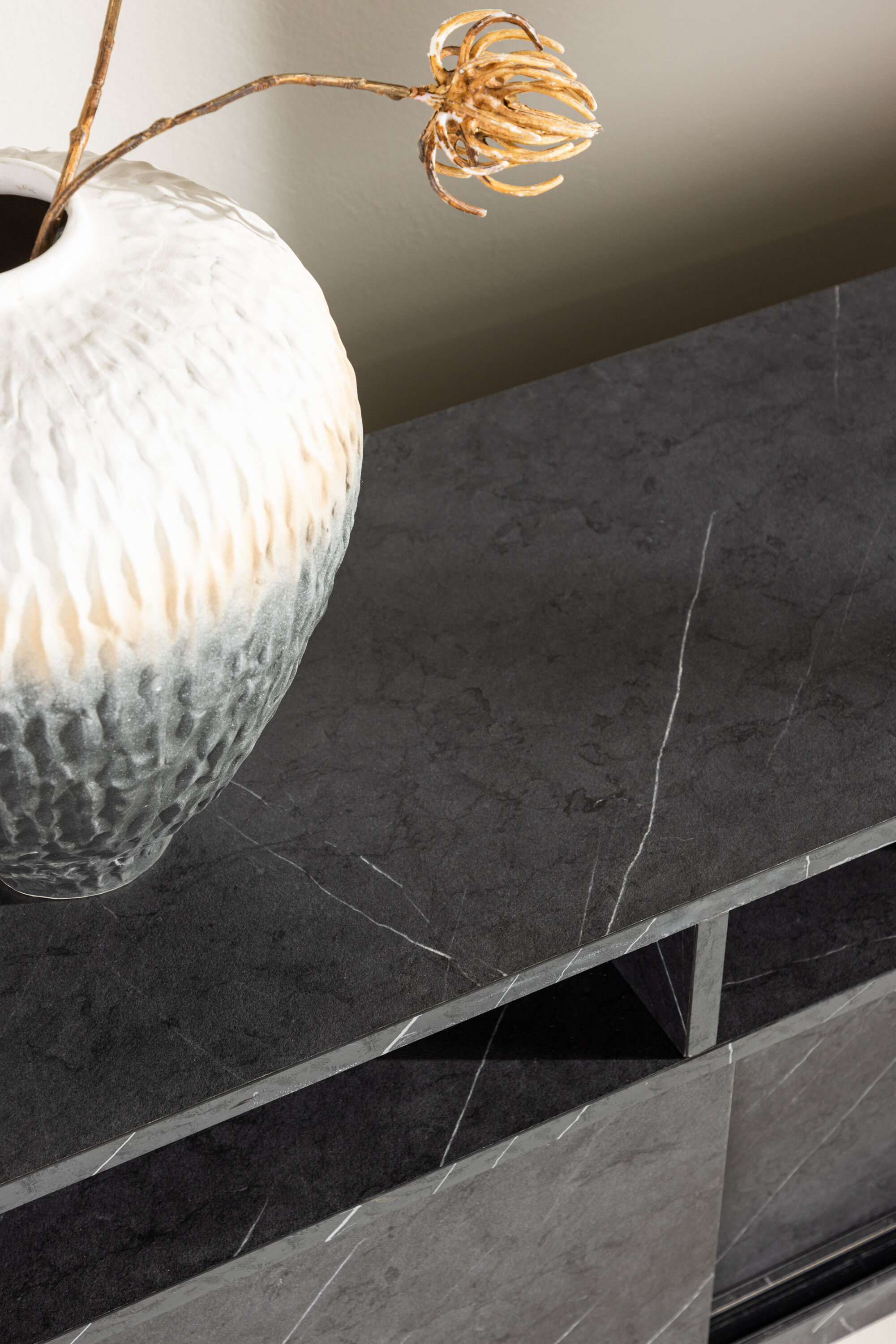 deLOHN Girona TV-szekrény