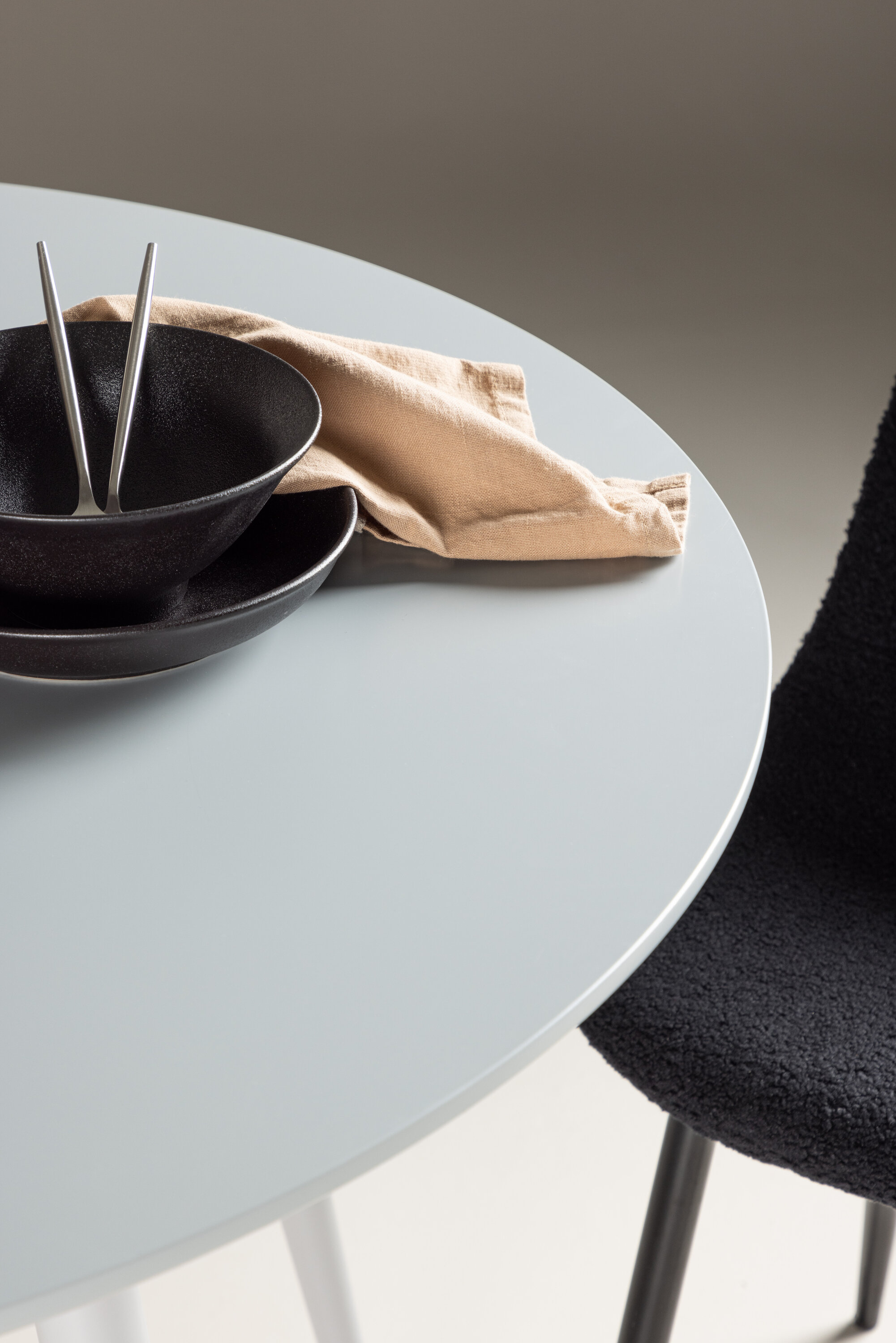 deLOHN Plaza Kerek étkezőasztal deLOHN Plaza Kerek étkezőasztal