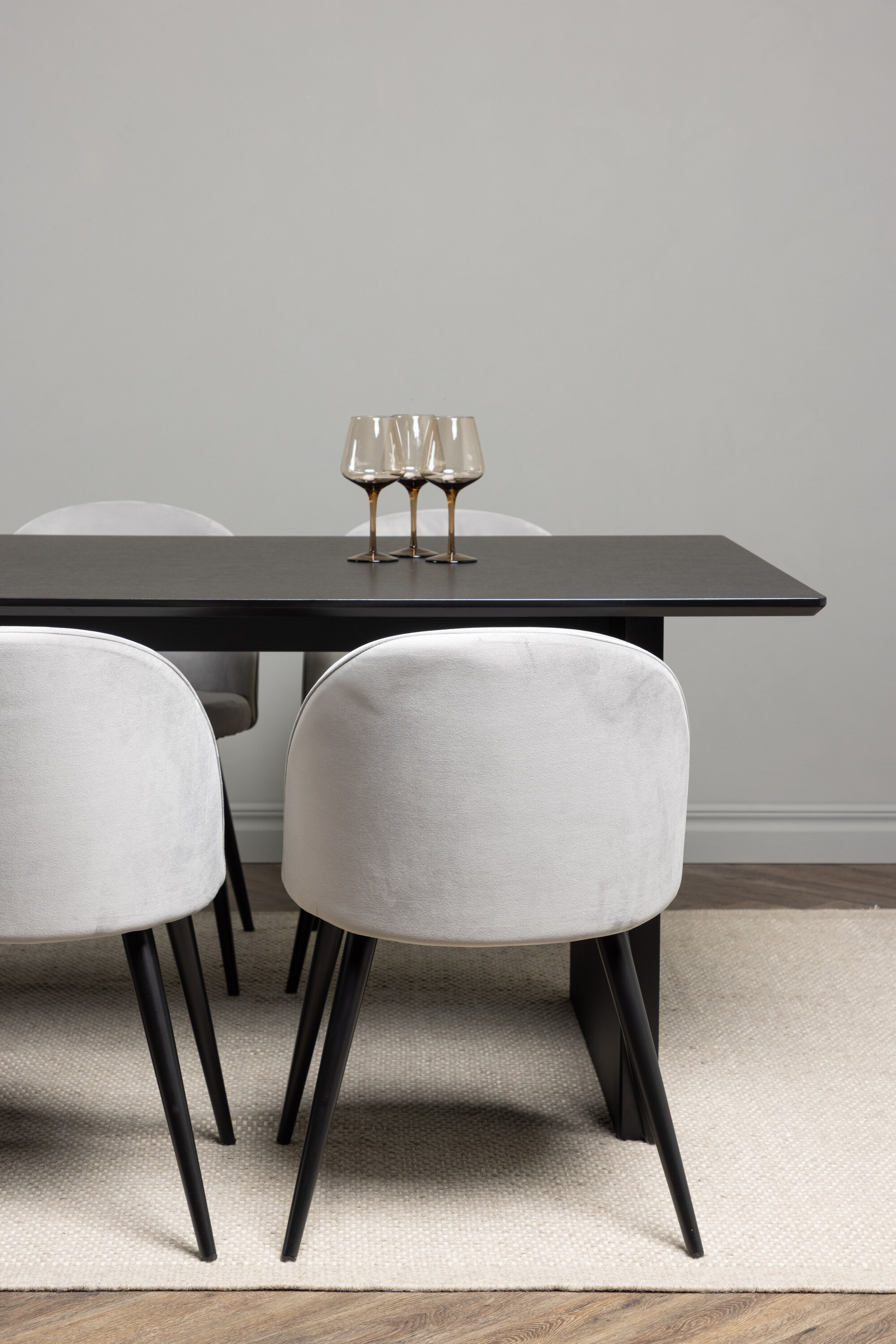 deLOHN Vail, Velvet Téglalap alakú étkezőgarnitúra