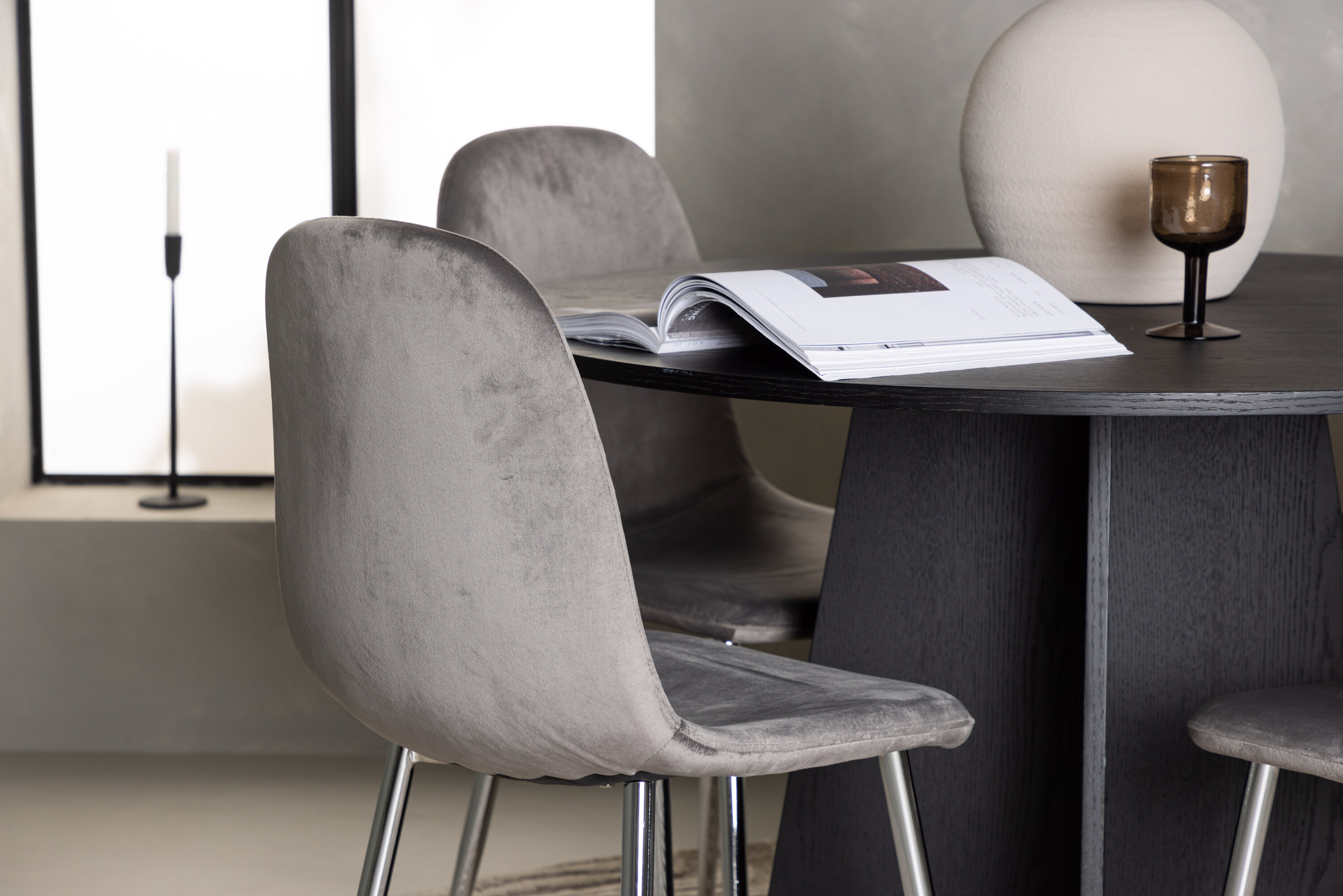 deLOHN Eva Kör alakú étkezőgarnitúra