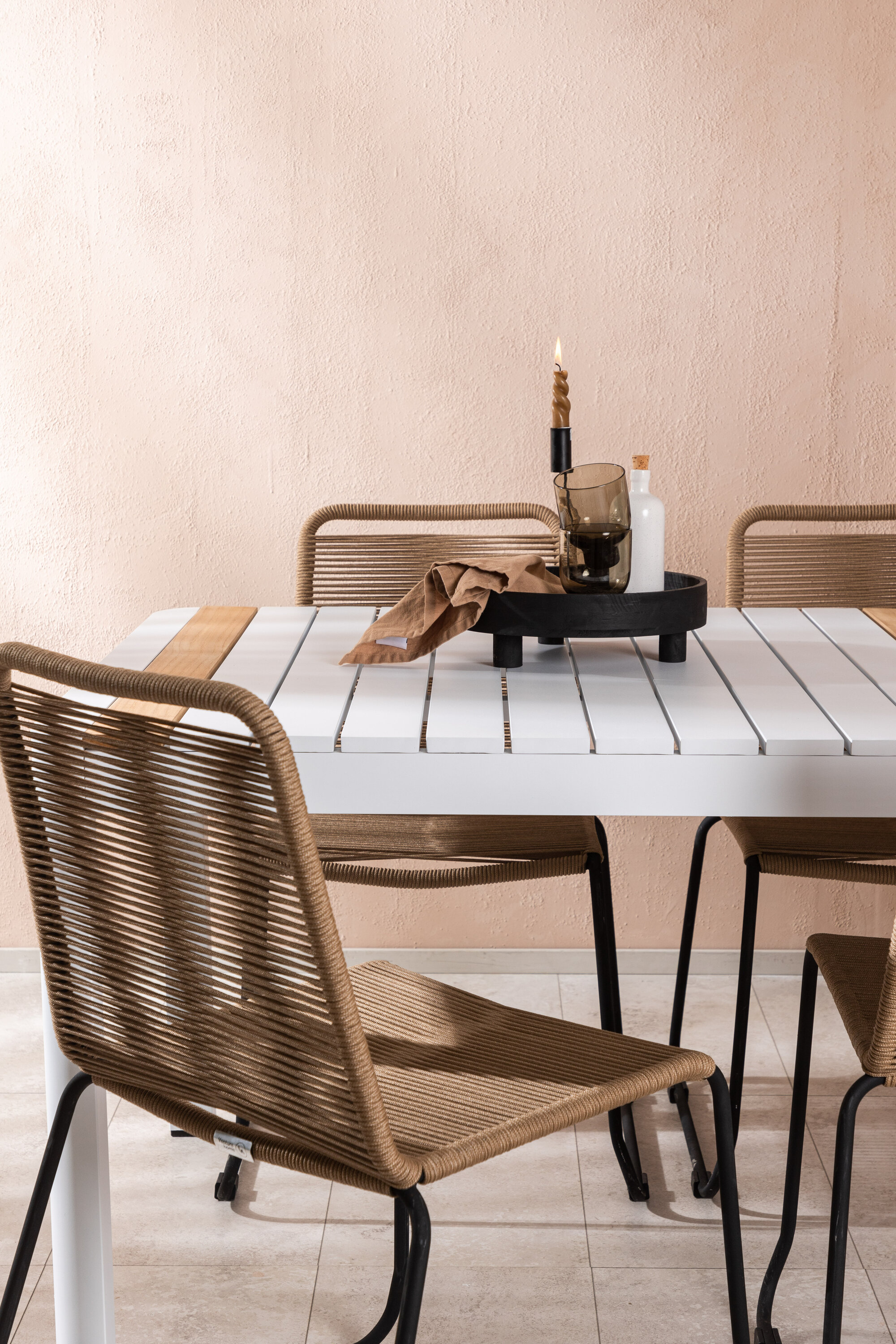 deLOHN Togo, Lindos Étkezőgarnitúra