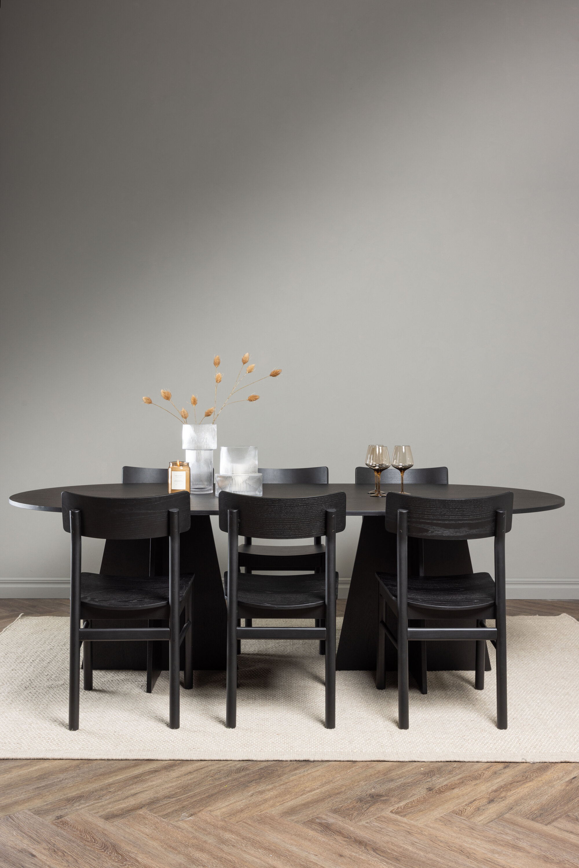 deLOHN Bootcut Oval, Montros Ovális étkezőgarnitúra