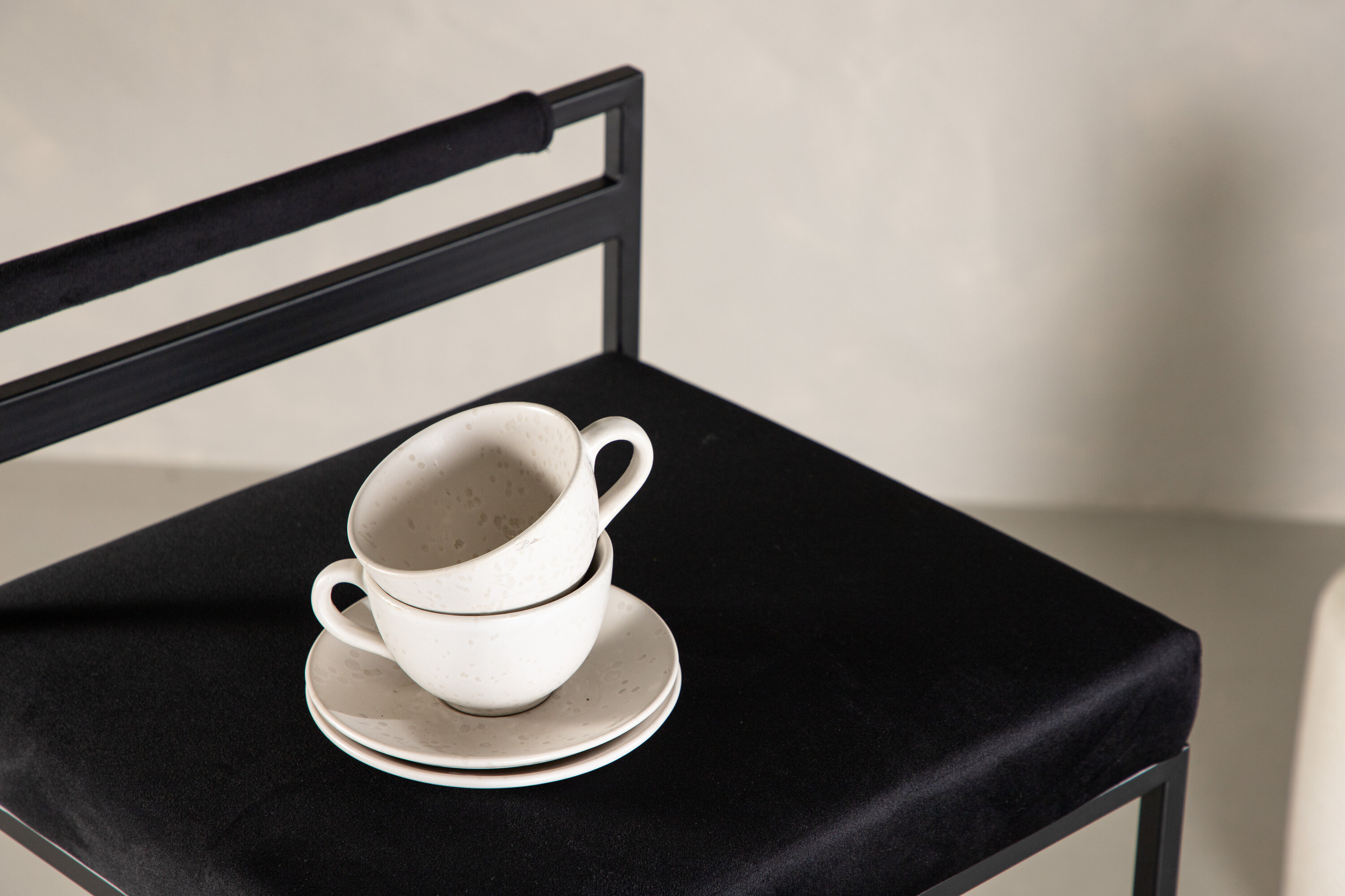 deLOHN Opelika Bárszék