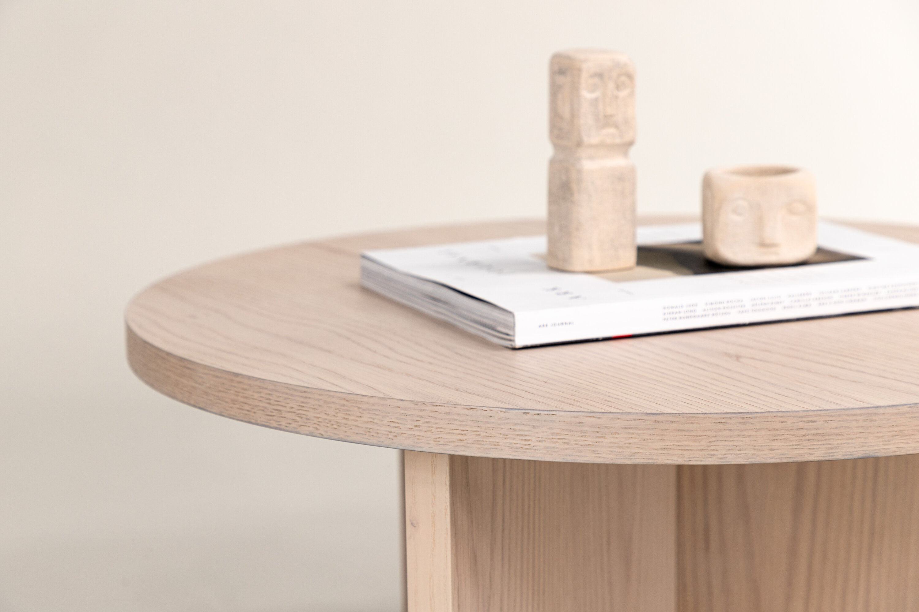 deLOHN Saltö Dohányzóasztal