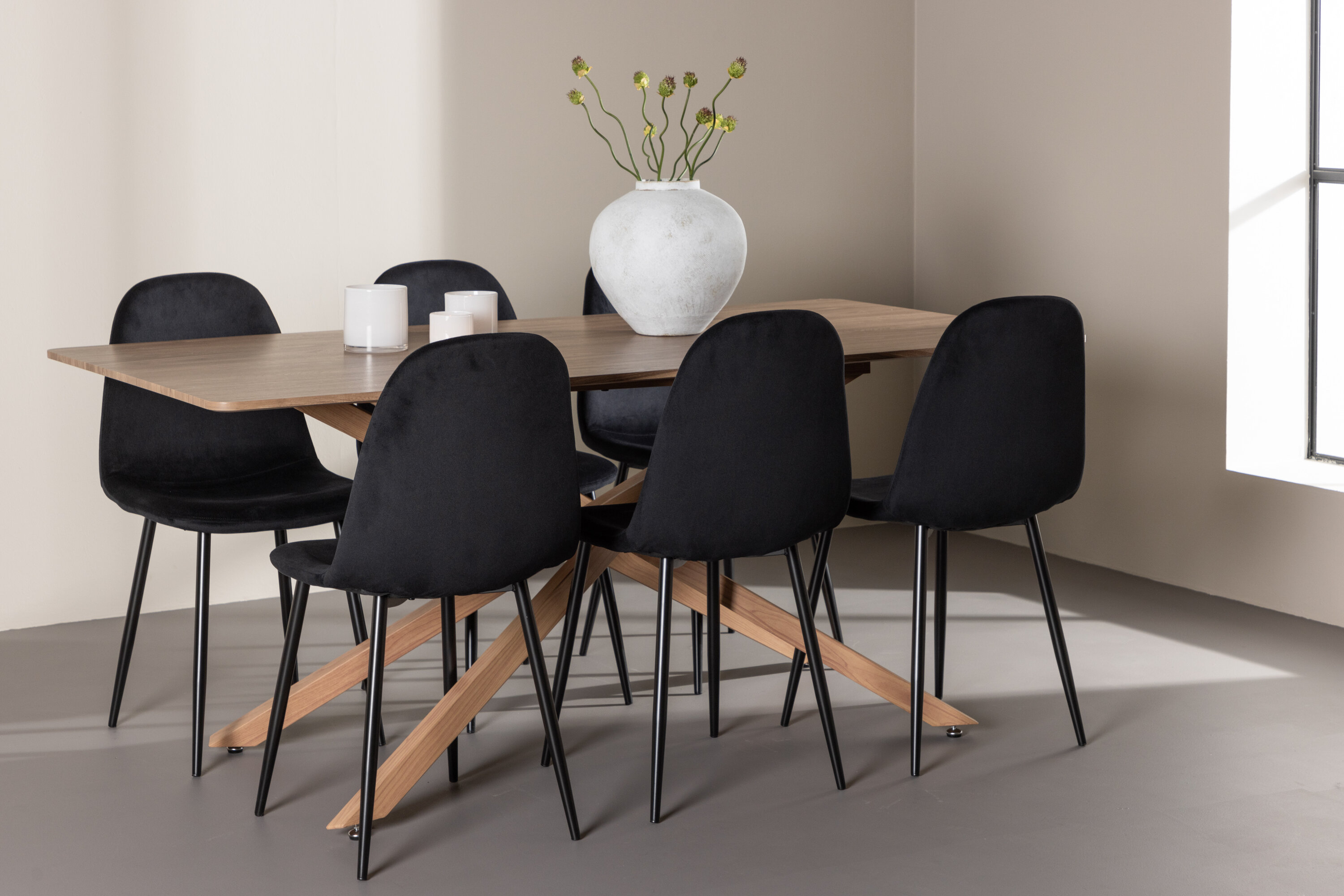 deLOHN Piazza, Polar Téglalap alakú étkezőgarnitúra deLOHN Piazza, Polar Téglalap alakú étkezőgarnitúra