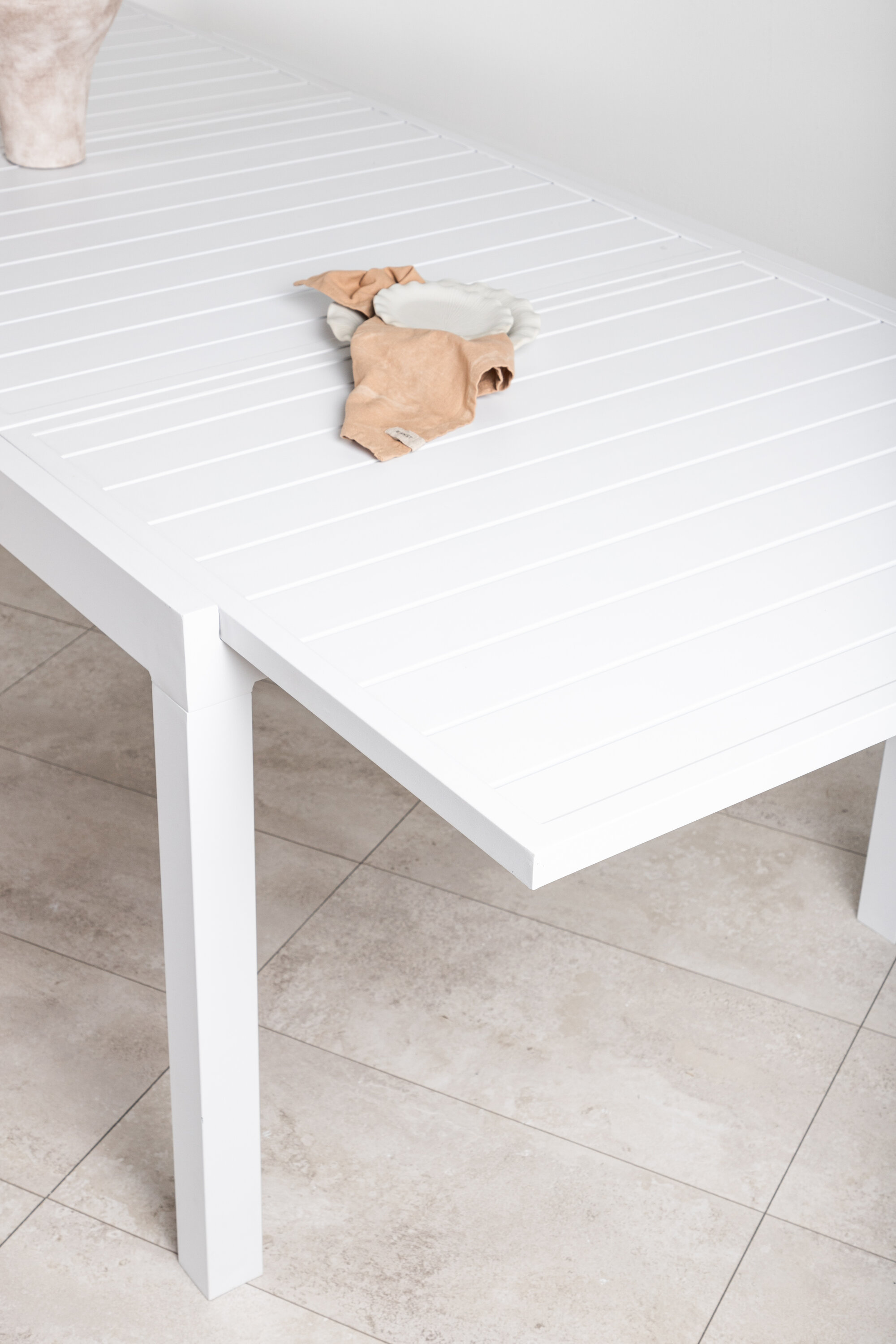 deLOHN Marbella Téglalap alakú étkezőasztal deLOHN Marbella Téglalap alakú étkezőasztal