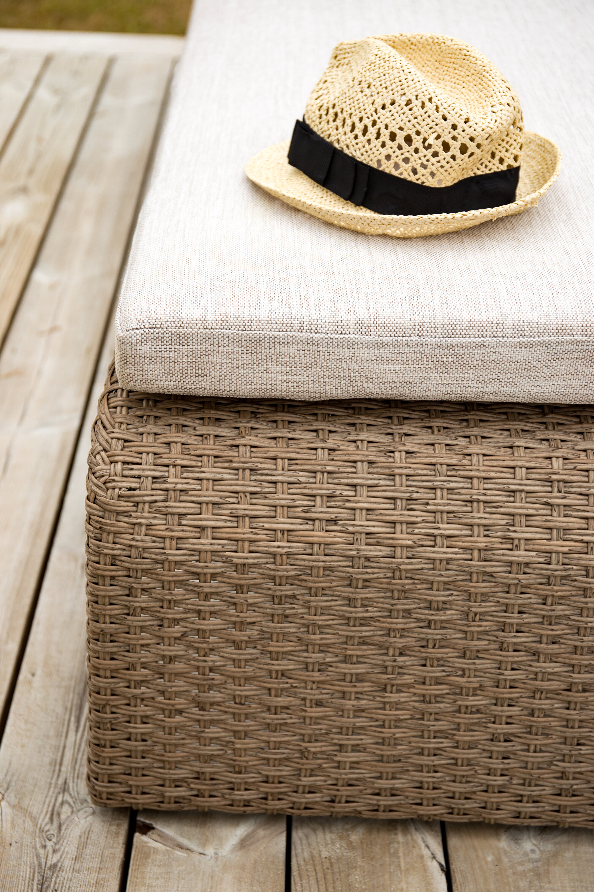 deLOHN London Napozóágy