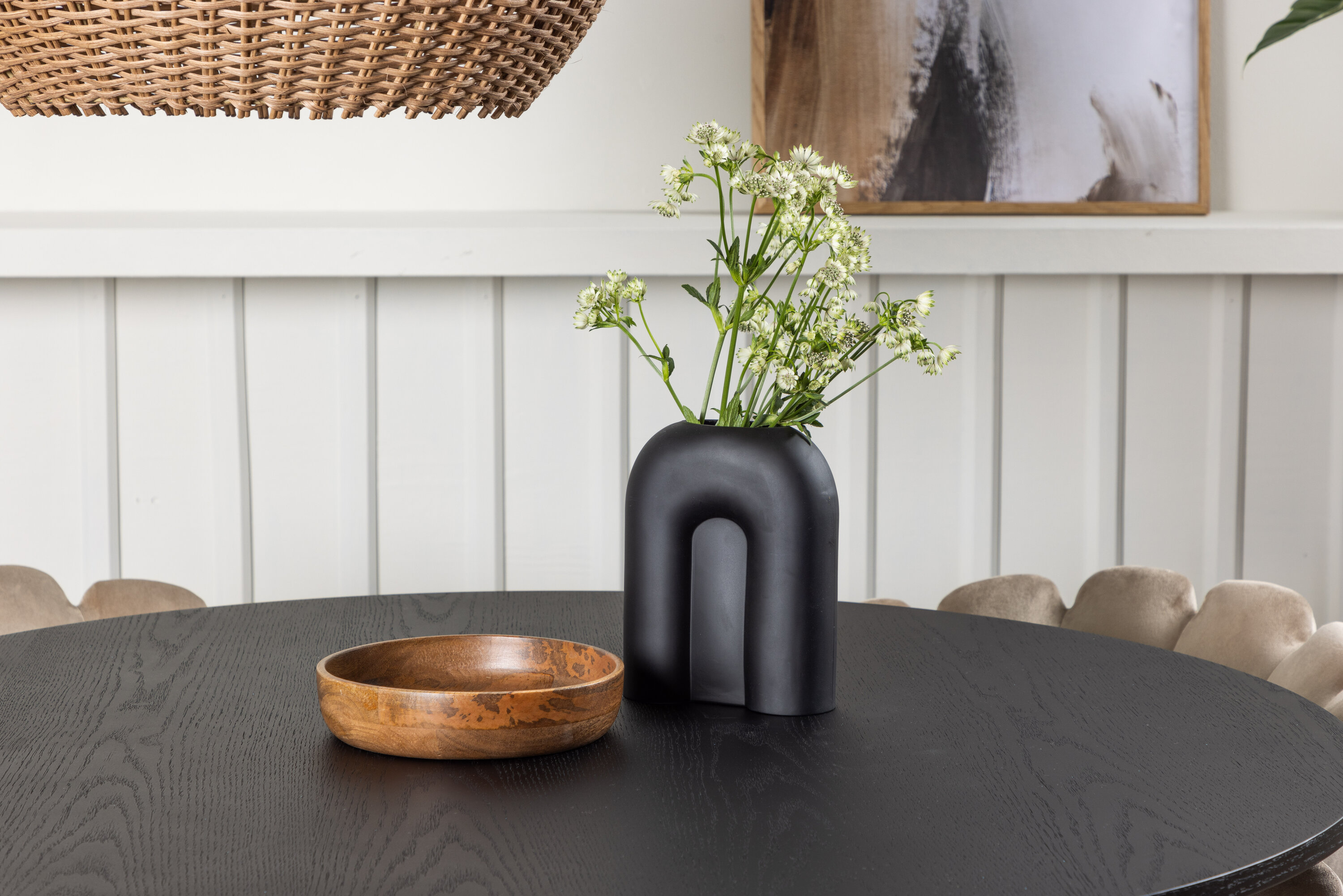 deLOHN Bootcut Round, Limhamn Kör alakú étkezőgarnitúra